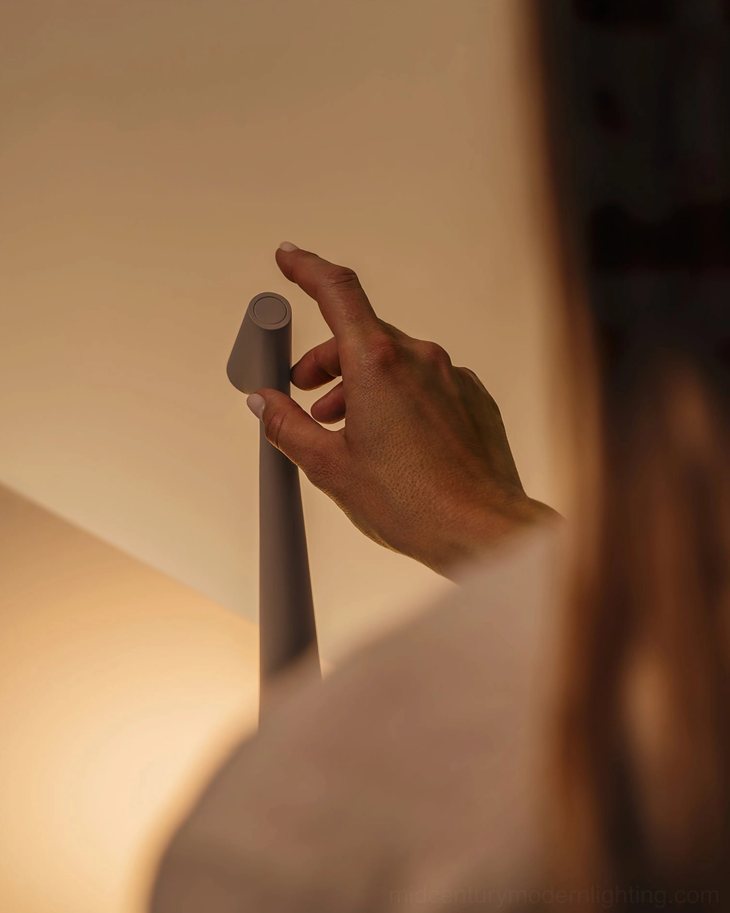 Africa USB-rechargeable table lamp, slim tapered design, close-up detail view