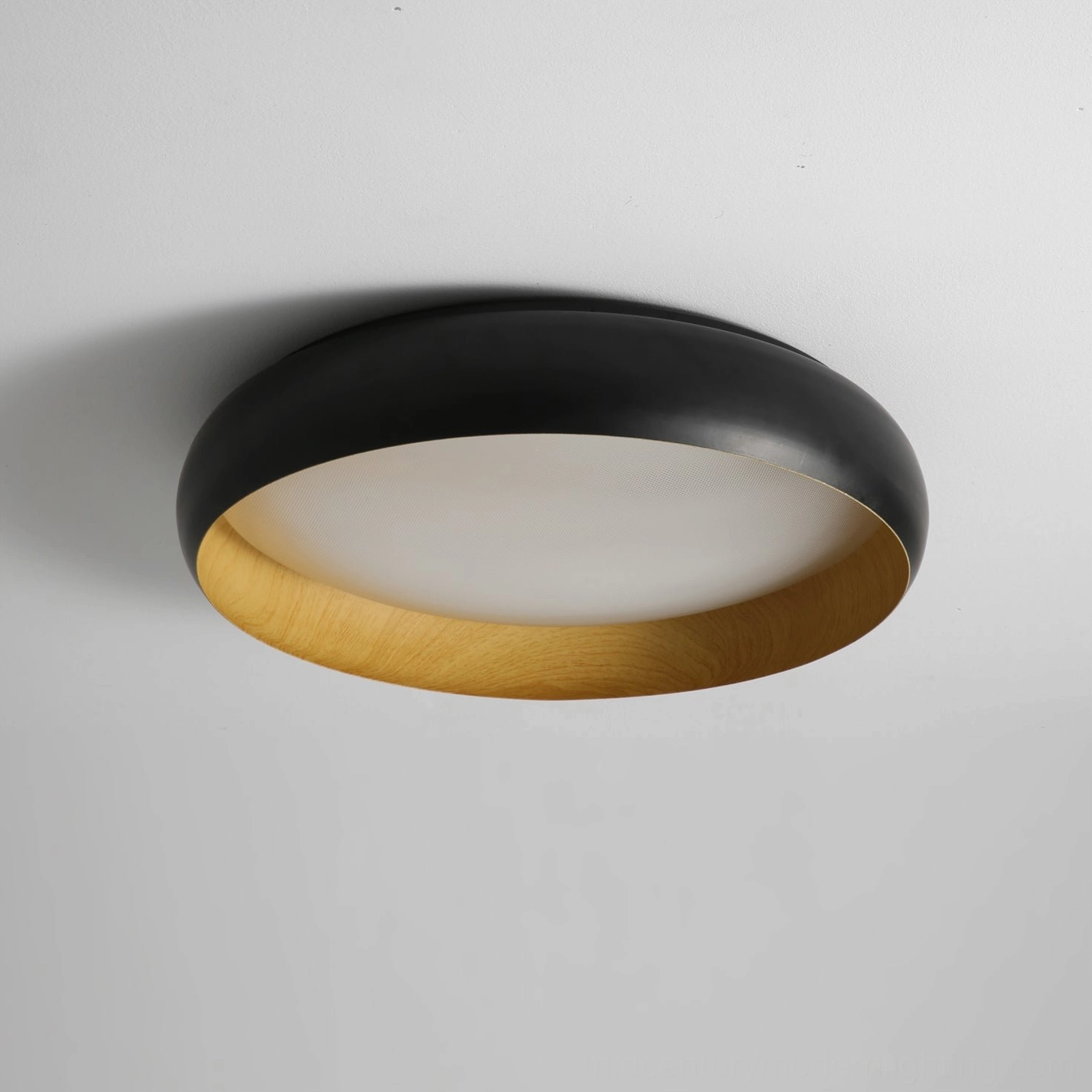 Alamus flush mount ceiling light with dimming capability and warm integrated LED technology