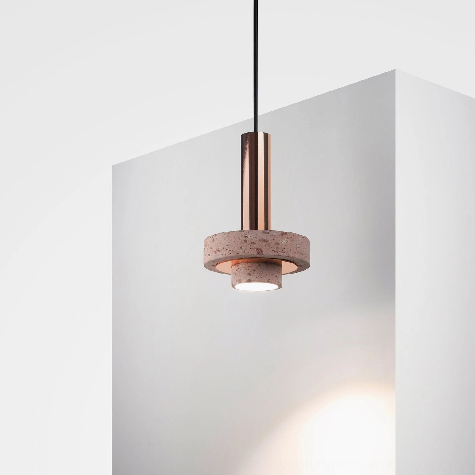 Pink terrazzo Ambra pendant lamp with rose gold hardware detail