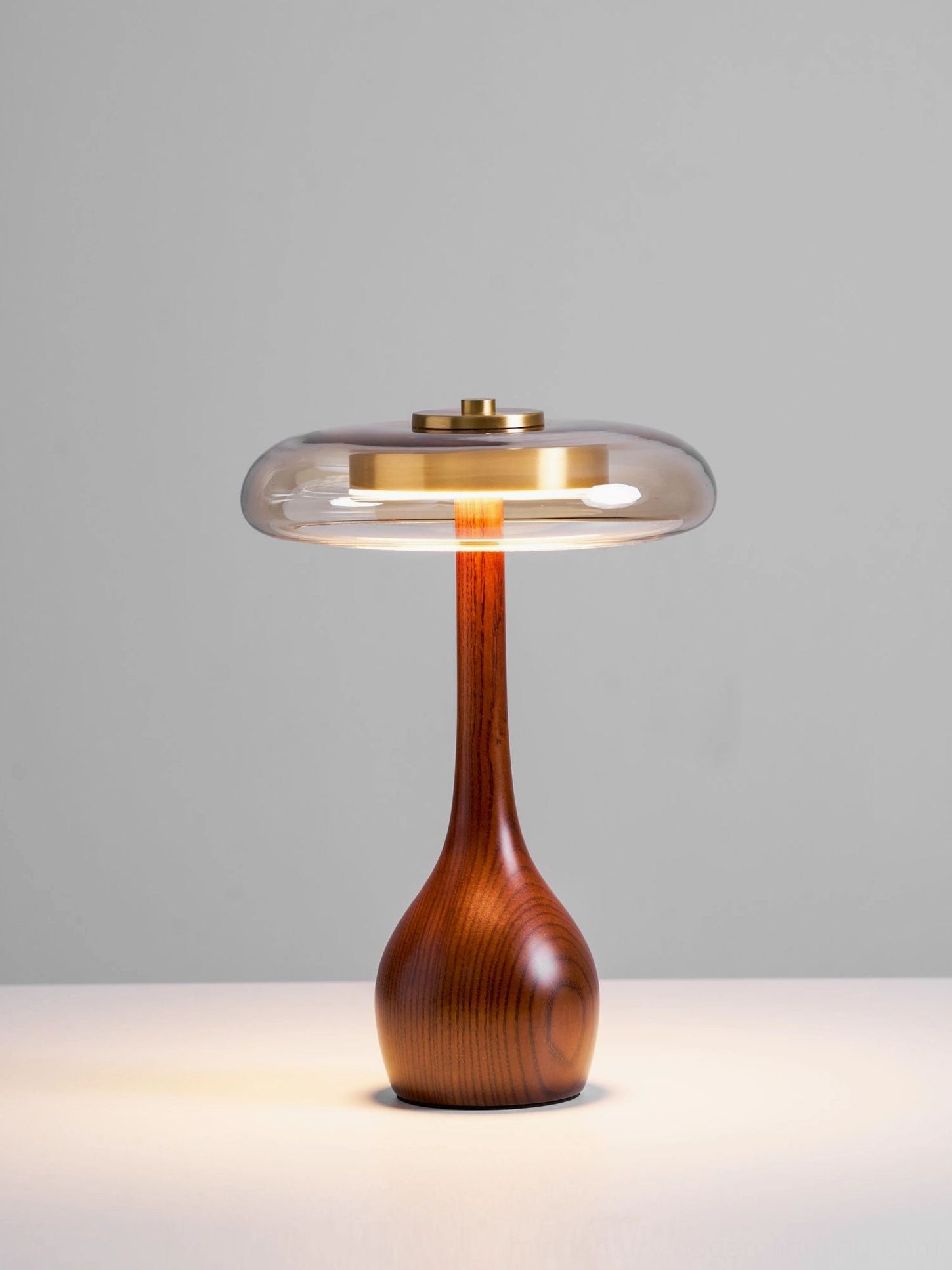 Andi Glass Table Lamp office precision daylight spectrum task lighting