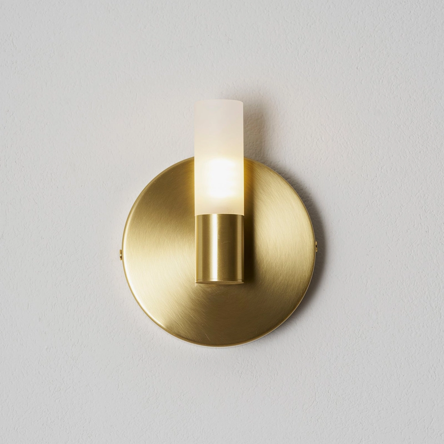 Barton wall sconce dimmable setup, LED bulb and smart dimmer compatibility