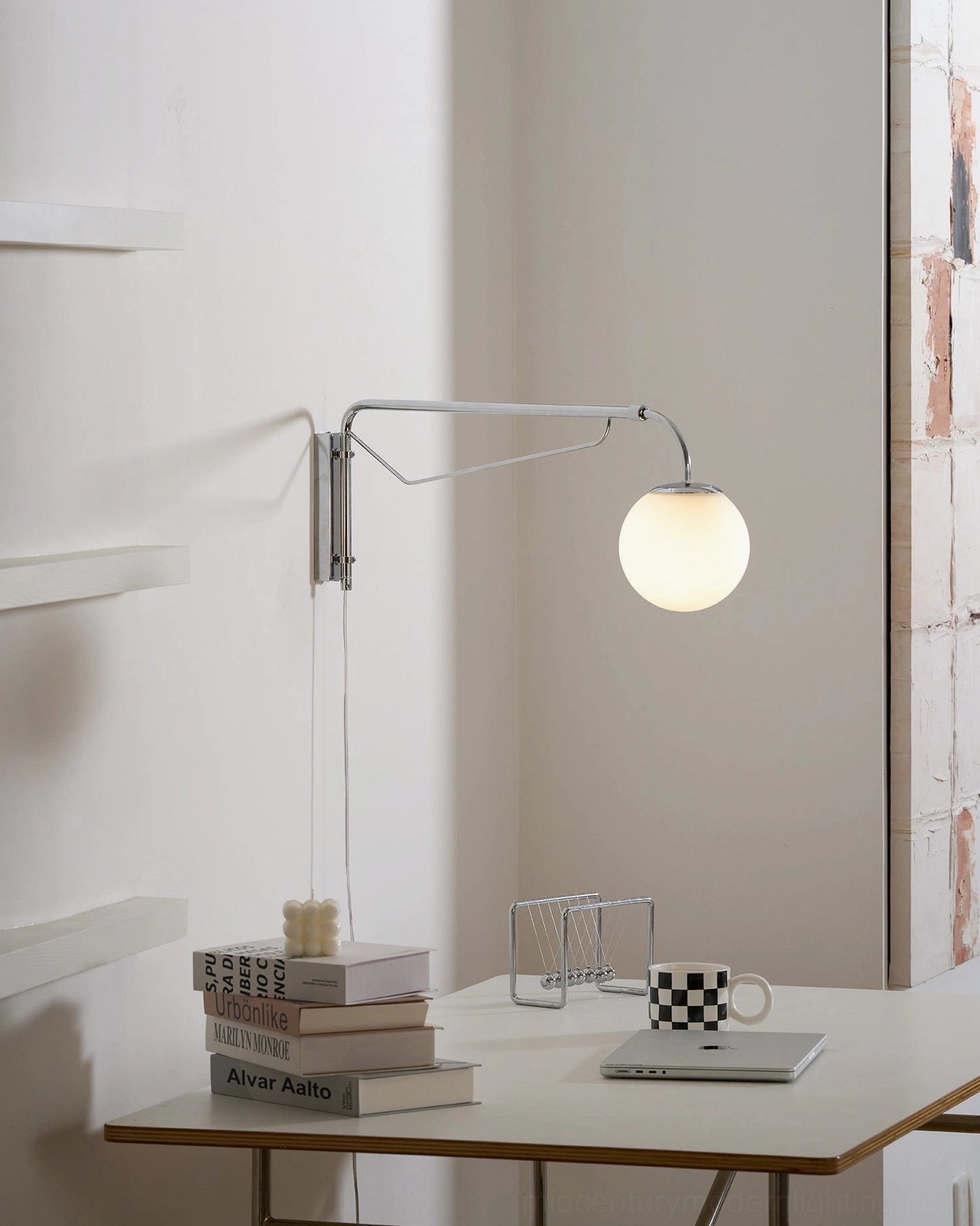 Adjustable swing arm wall lamp 360 degree rotation capability demonstration