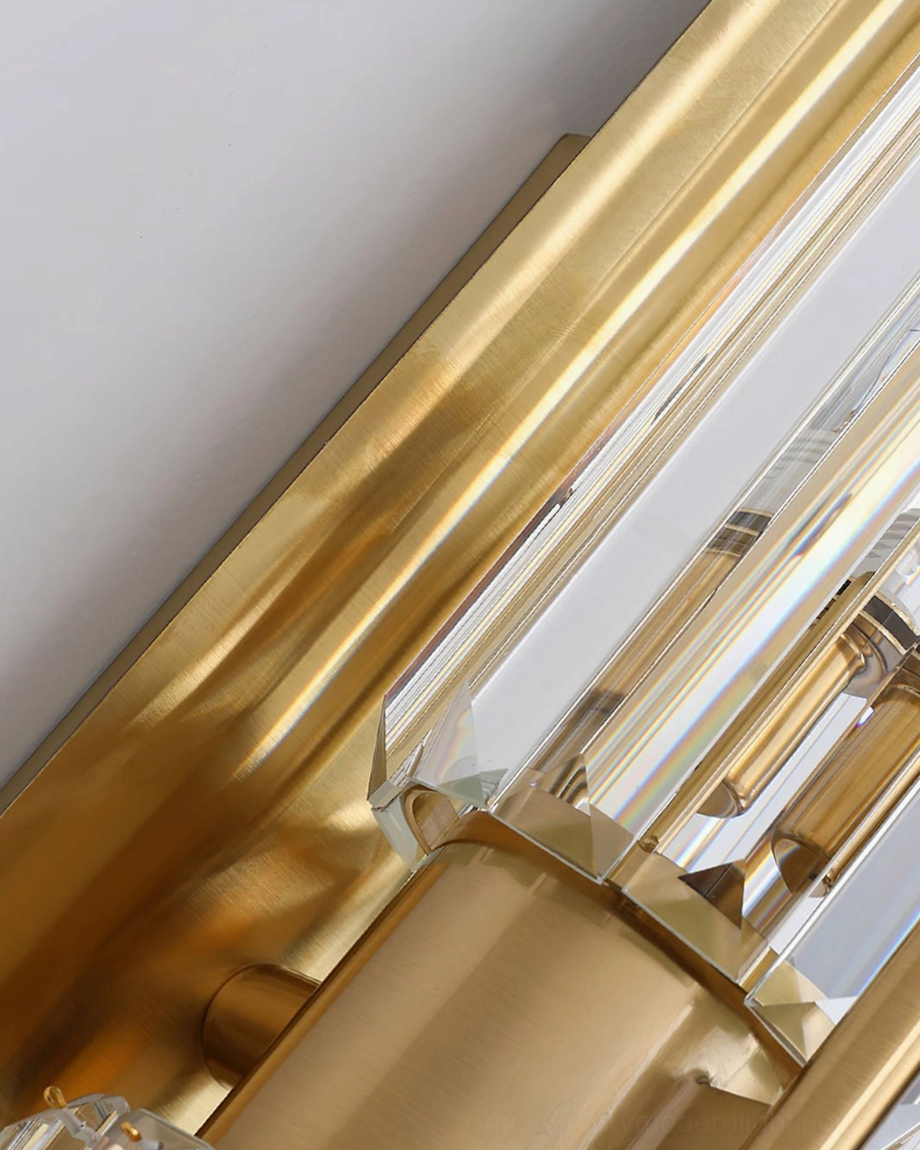 Bepuzz Crystal Prism Wall Lamp – complete product profile showing brass backplate and crystal vertical rods arrangement