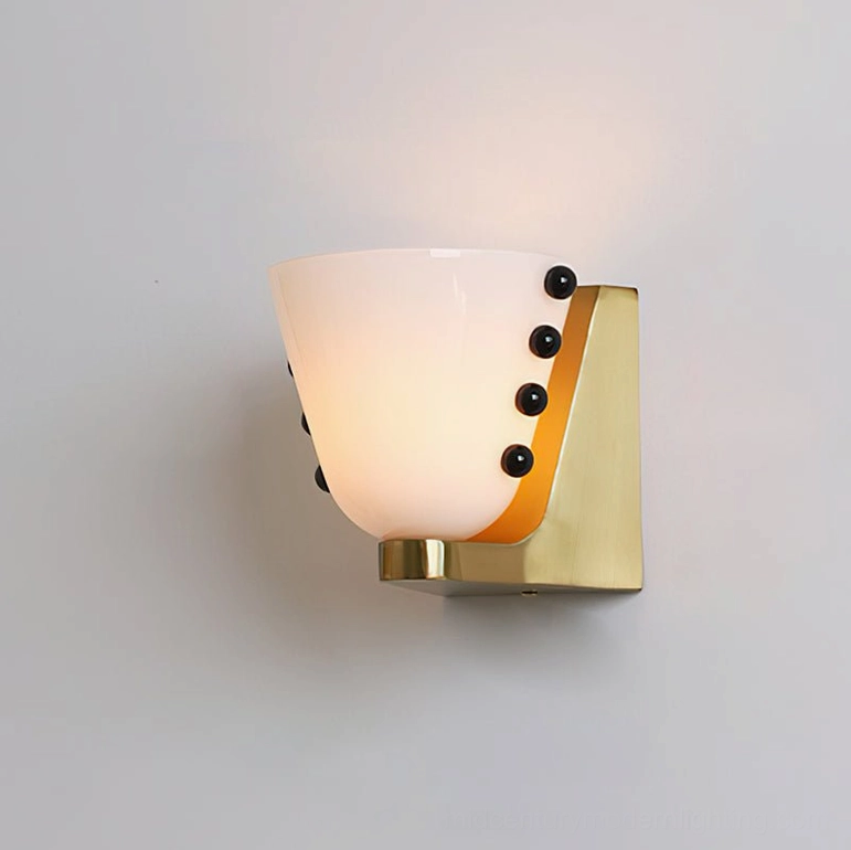 Berries wall lamp in crisp white and gold, elegant mid-century modern wall-mounted light fixture
