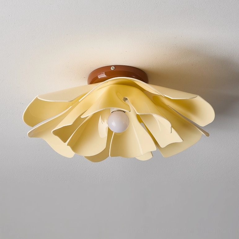 Cenia floral ceiling light model B large format, 15.7 inch diameter, prominent room lighting