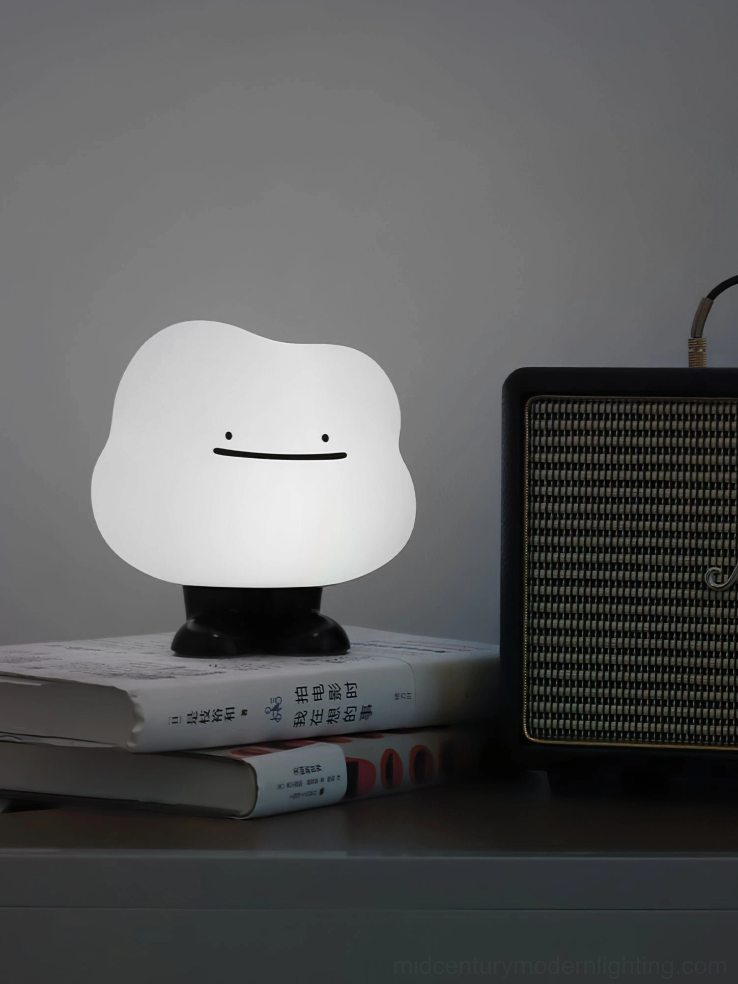 Cloud Night table lamp battery life and runtime specifications showing 10-hour low brightness continuous use capability