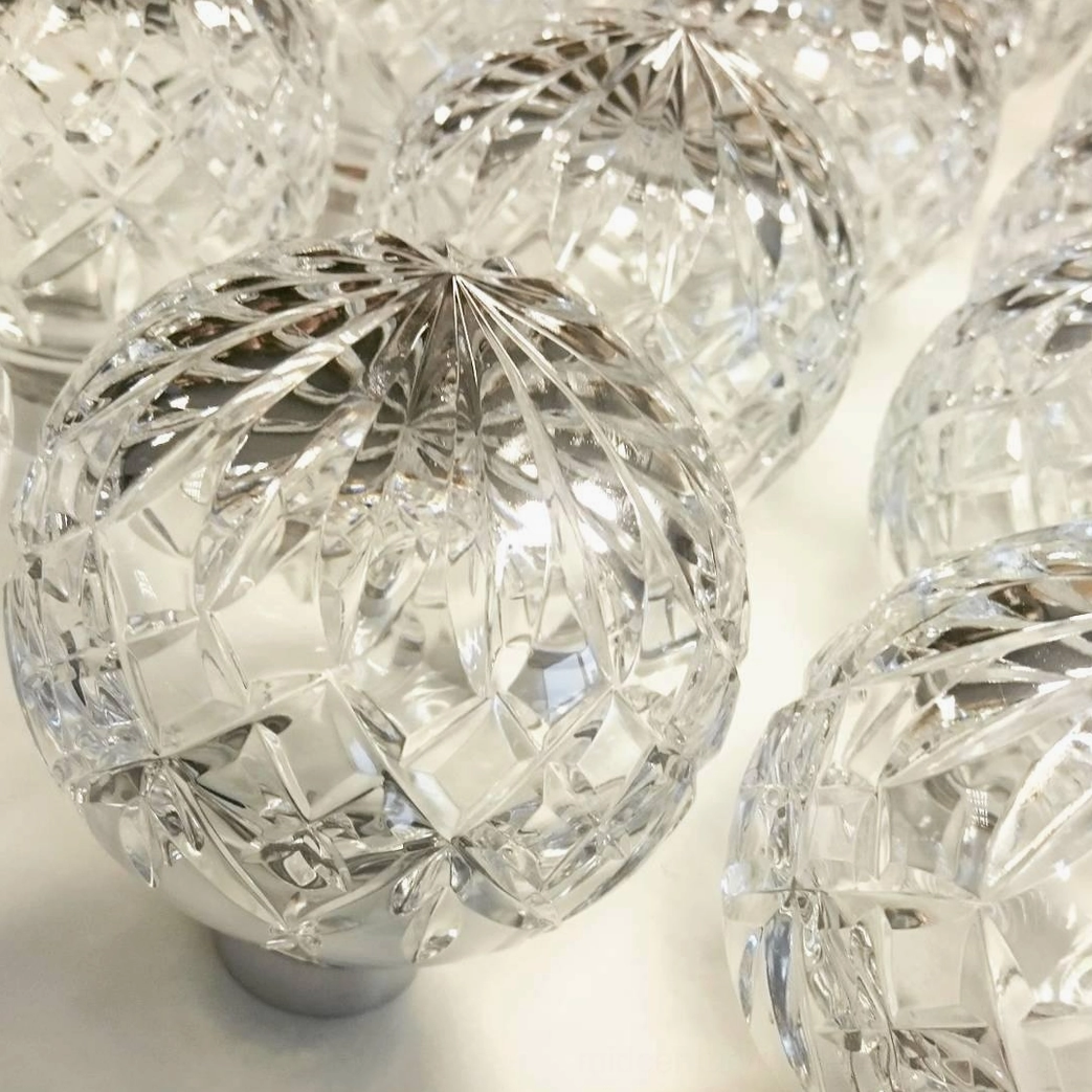 Modern crystal bulb desk lamp with geometric faceted glass shade and brushed brass base