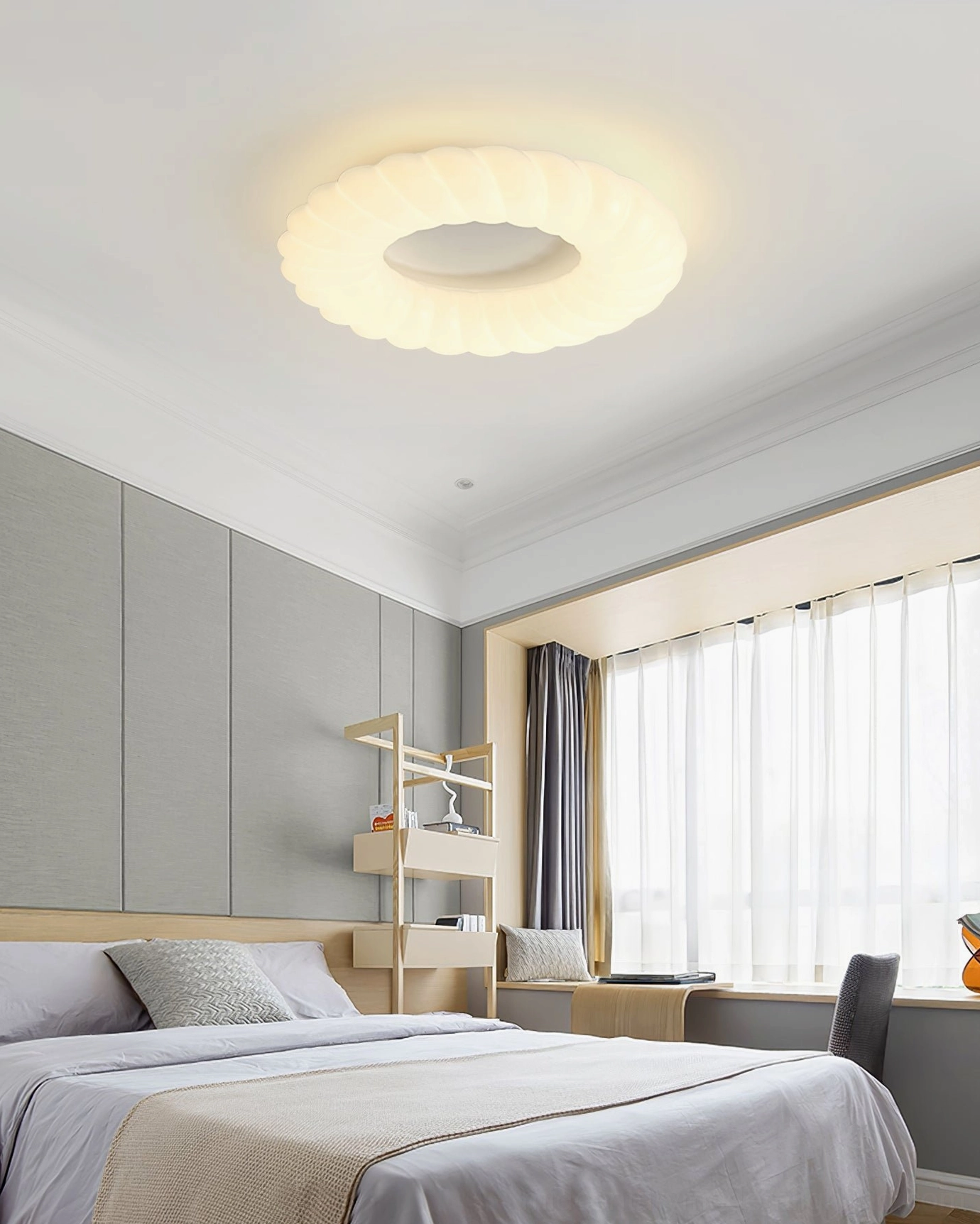 Cumulus modern ceiling light cool white color temperature variant close-up