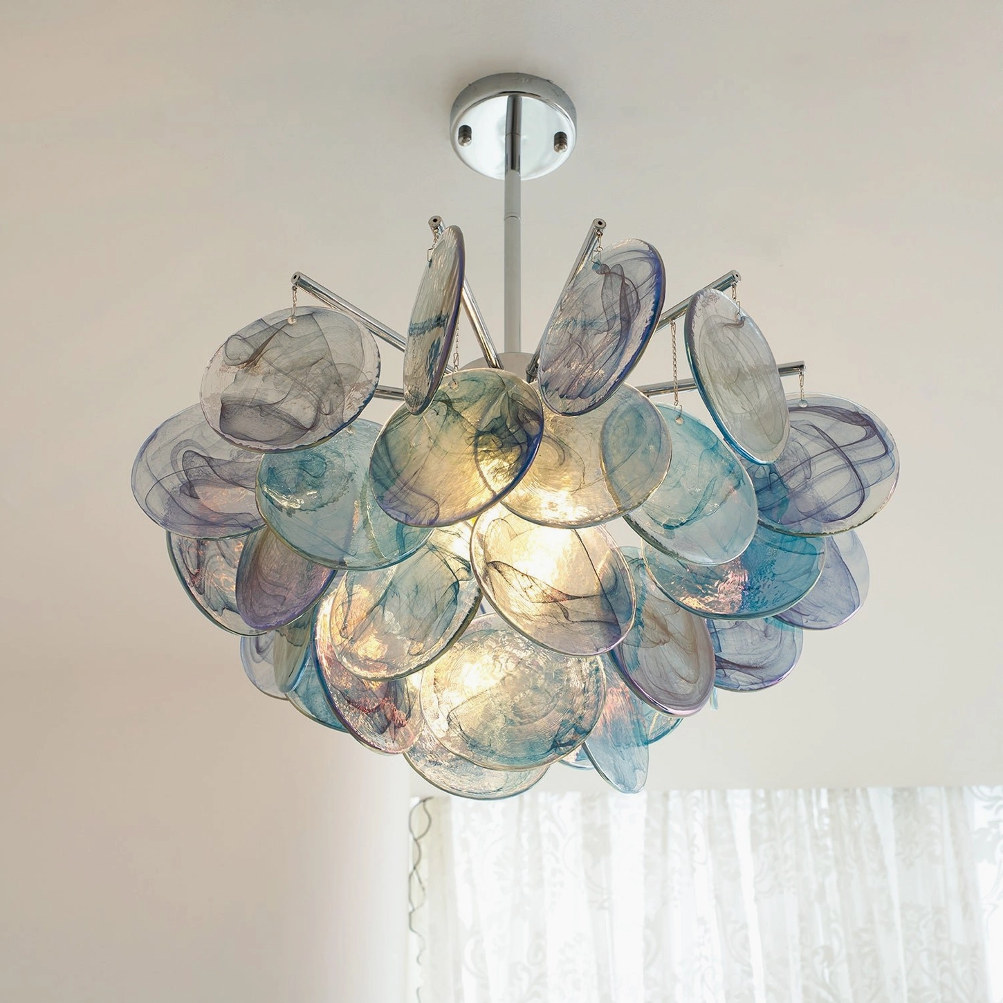 Dekorfine Murano glass sputnik chandelier showing radiating arms and cascading marble-swirl discs