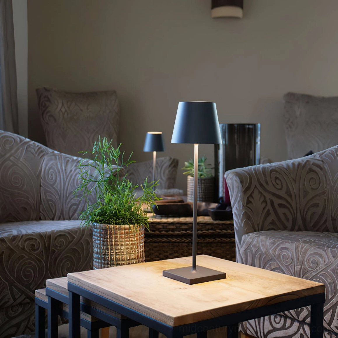 Doku table lamp accent lighting for living room console tables and display surfaces