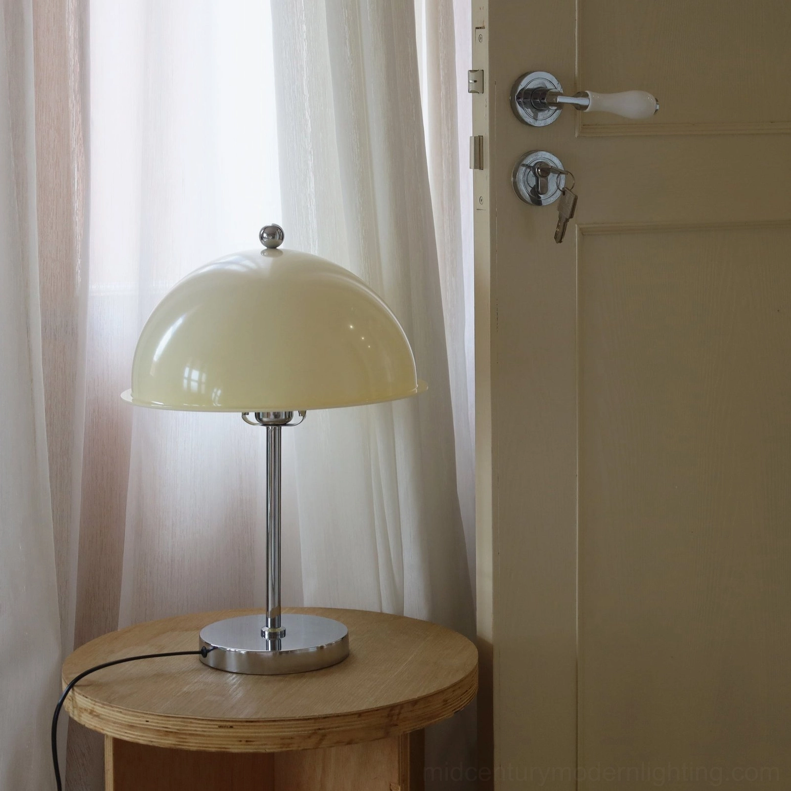 Edinburgh table lamp all four shade colors arranged together, clear cream brown green comparison