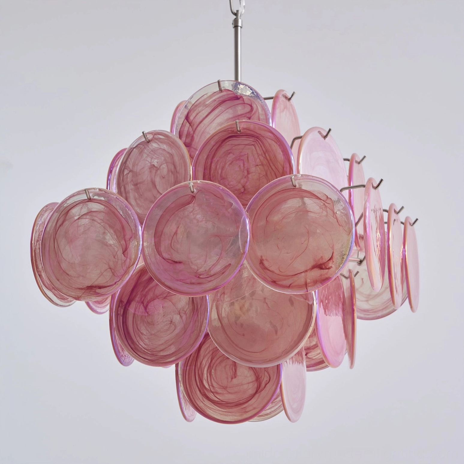 Deep pink disc Murano chandelier with thick marbled glass and silver metal hanging chain and suspension rod