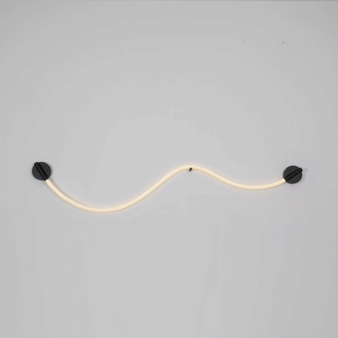 Flecto Tube wall lamp assembly overview showing components and construction quality