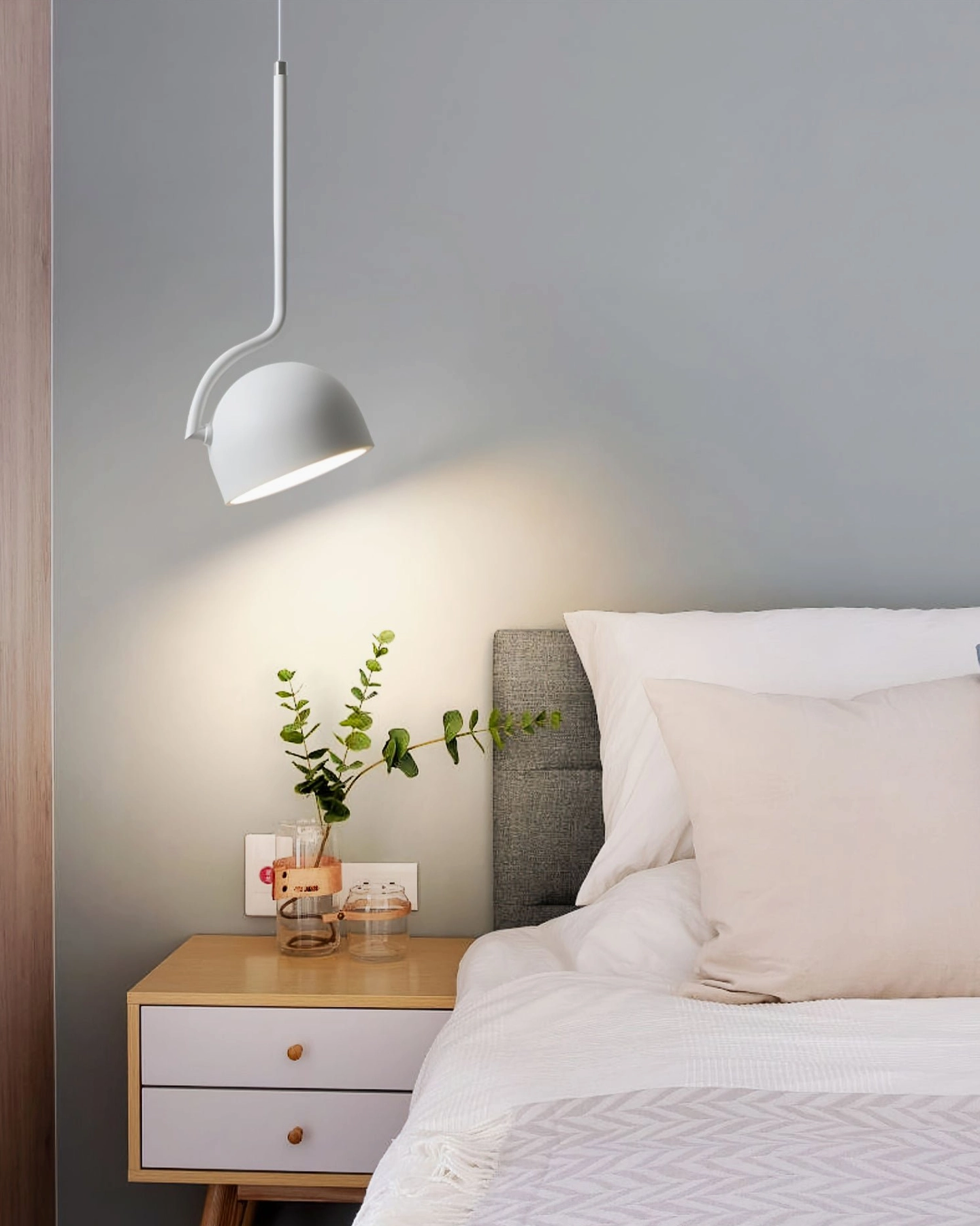Furoku modern pendant lamp showing frosted acrylic diffuser and metal construction materials
