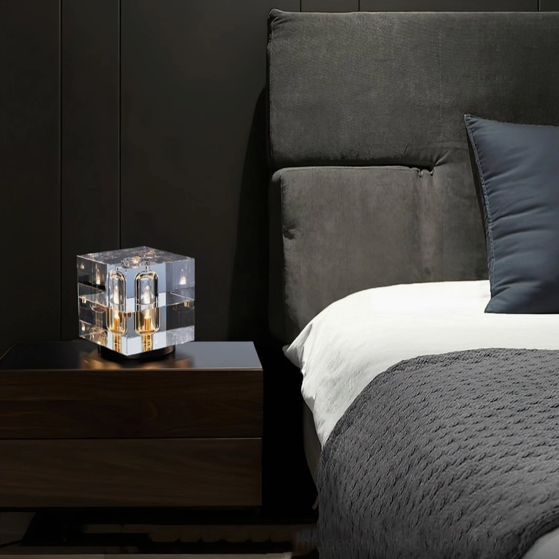 Glacon Cube lamp 4-bulb single-layer configuration detailed view