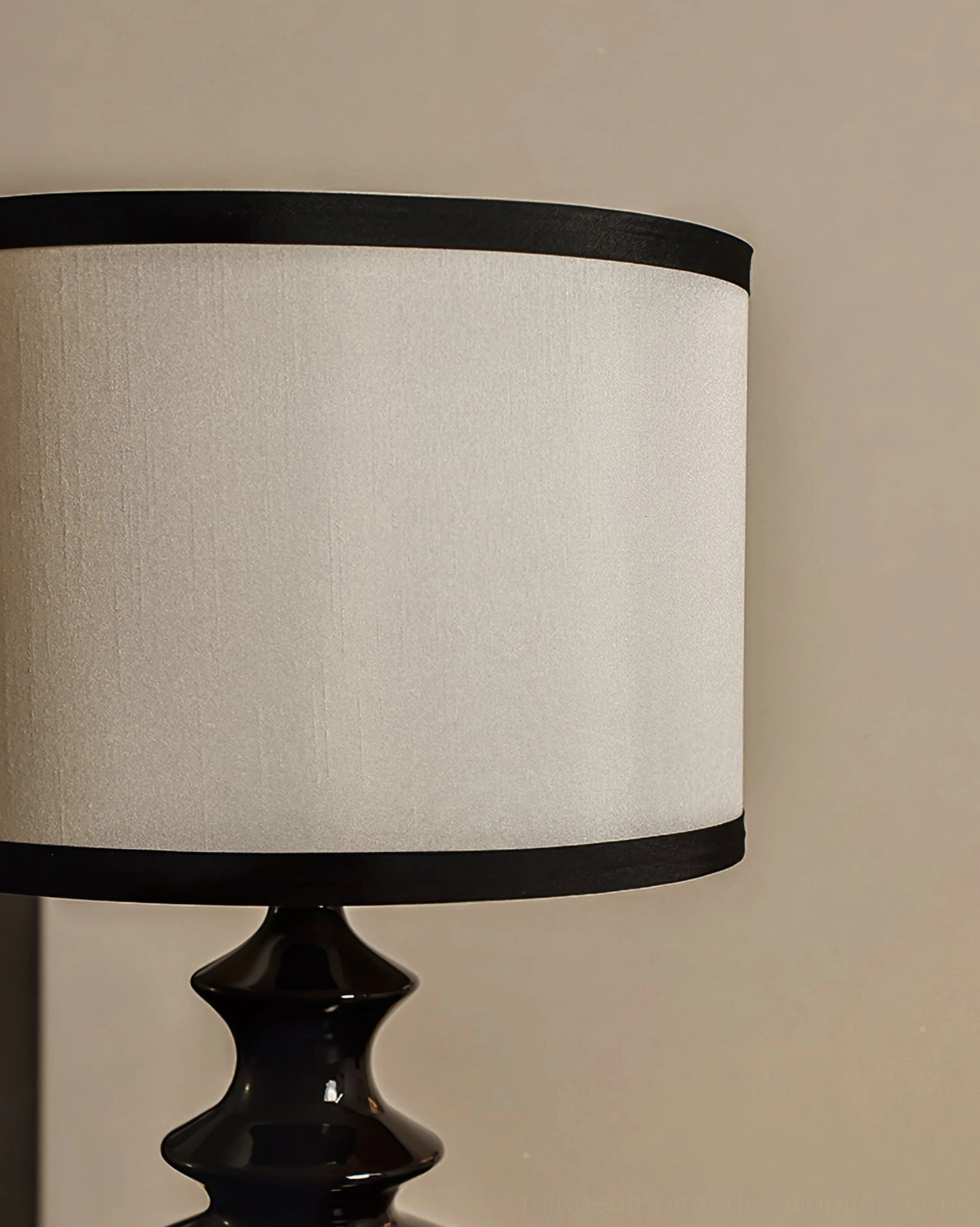 Jarrige ceramic table lamp with white shade and black ceramic base, full product shot showing design proportions