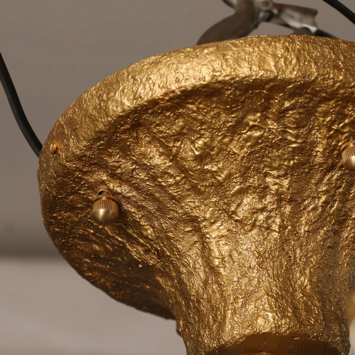 Kamal ceiling lamp mounting base with hammered textured brass finish, antiqued gold detail