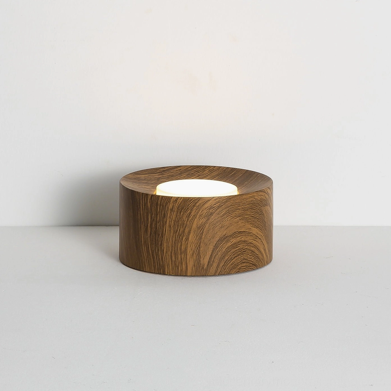 Loris one-petal marble resin ceiling light walnut color isolated view