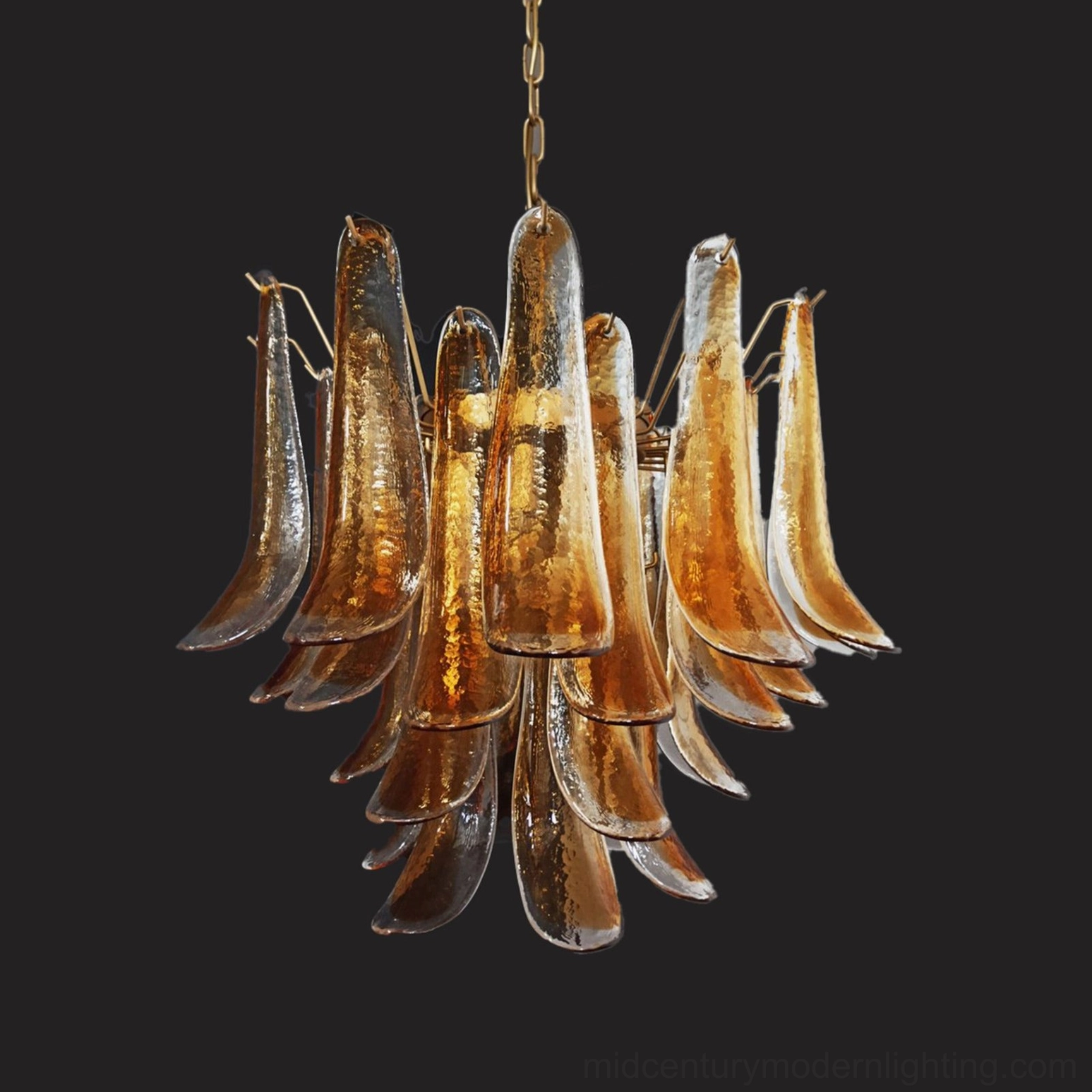 Hand-blown Luna chandelier artistic glass petals detail showcasing Venetian glassmaking craftsmanship