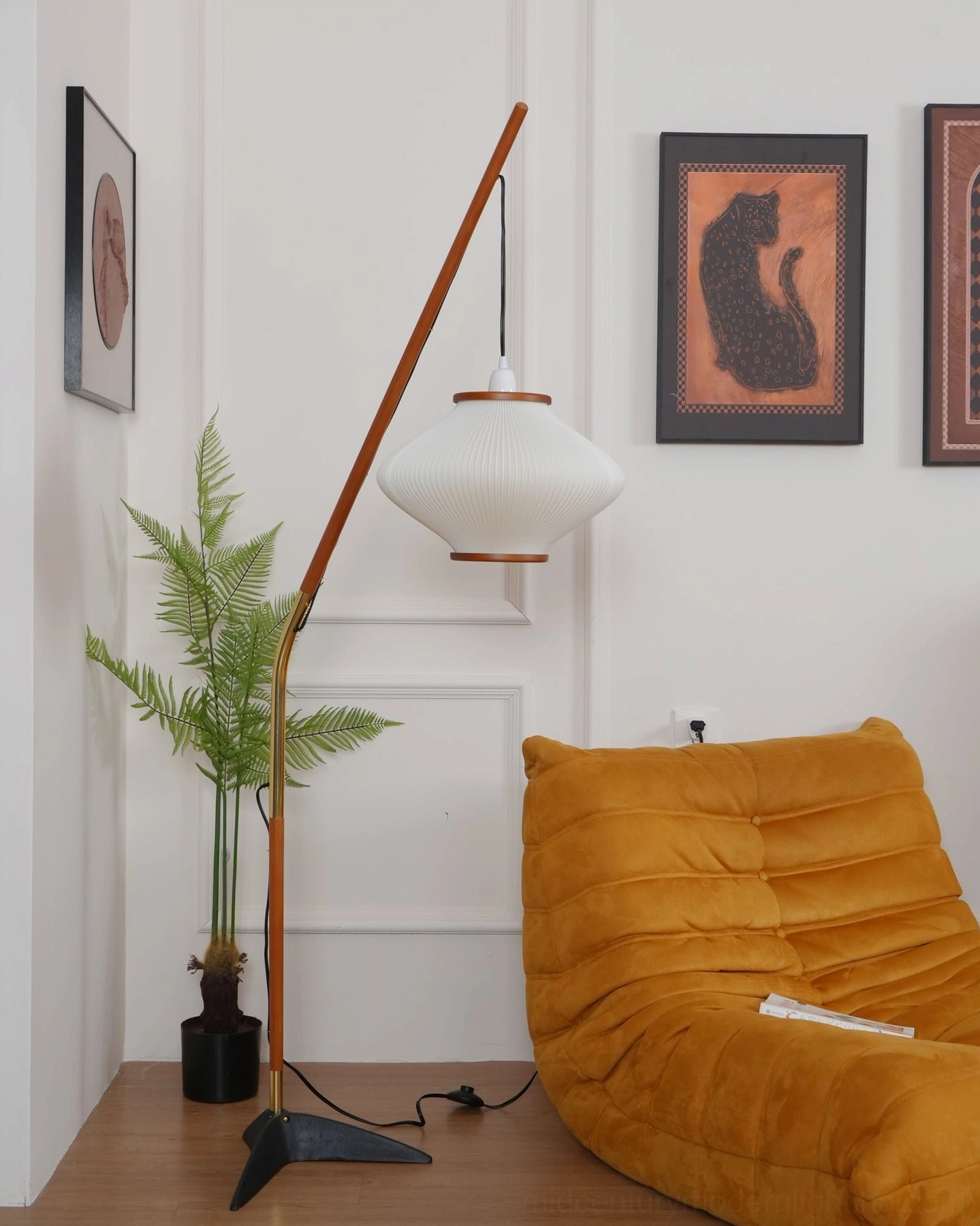 Matsusu arc floor lamp full product view showcasing mid-century modern design proportions