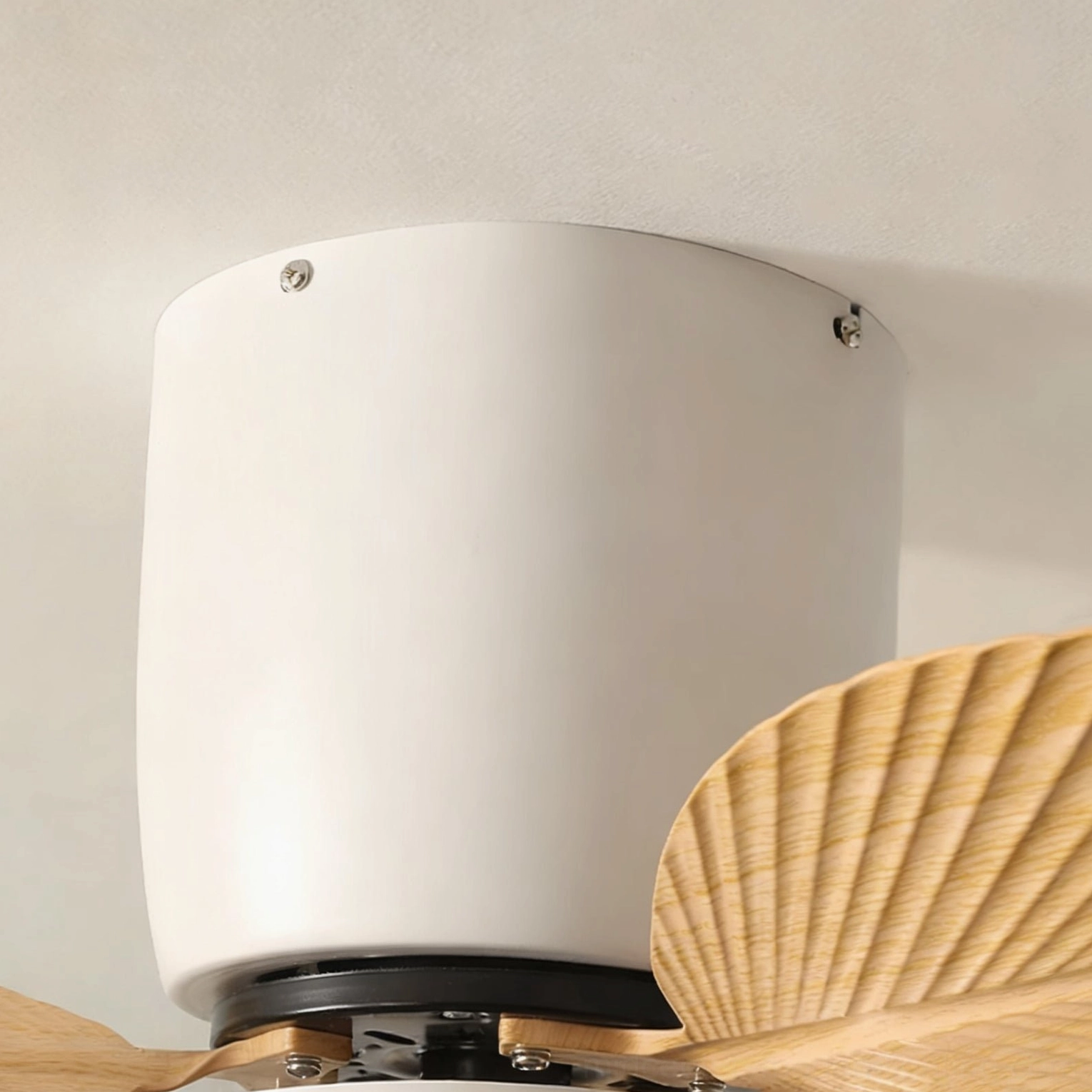 Melorie ceiling fan light DC motor energy efficiency demonstration, quiet operation in residential living space