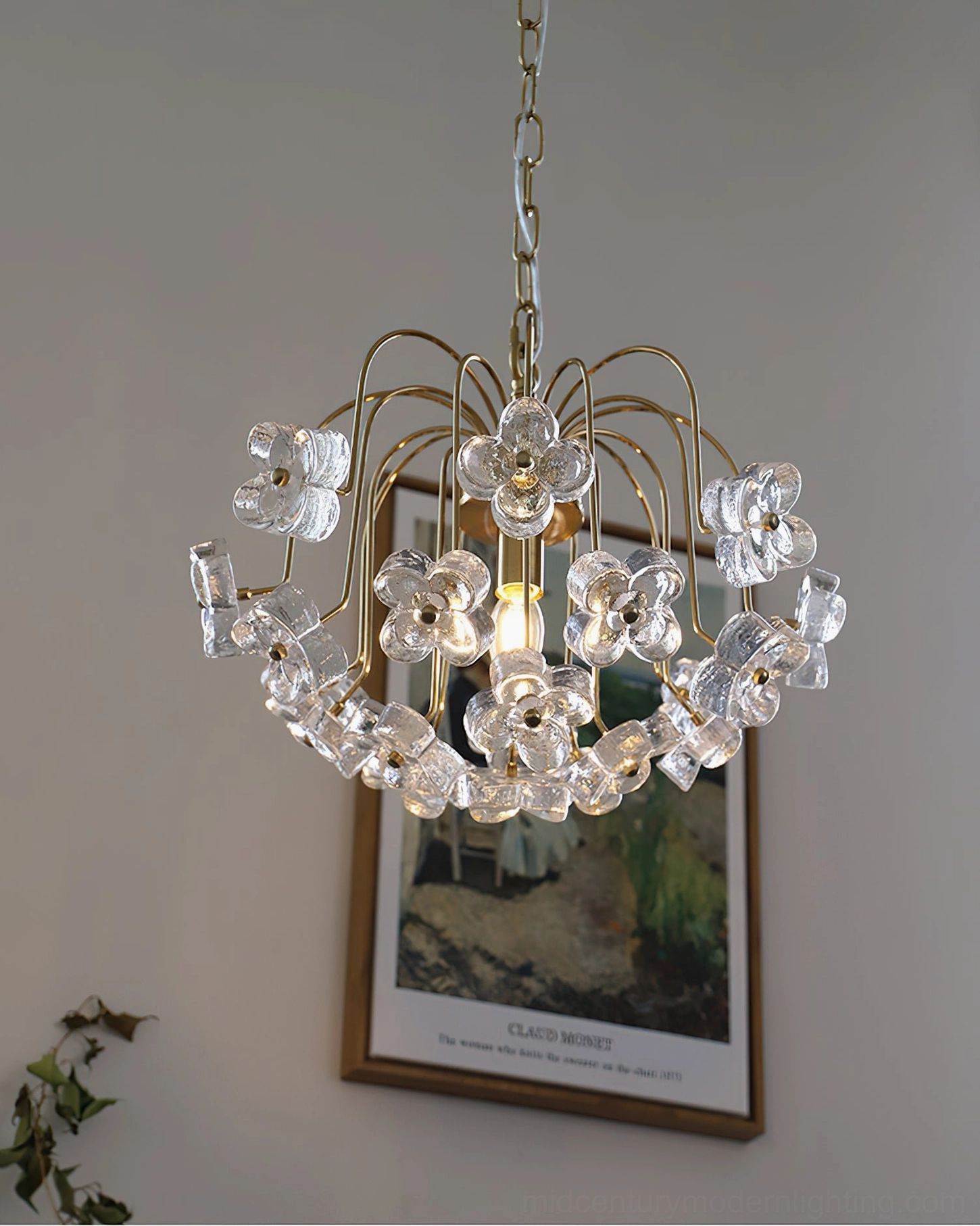 Blossom mid-century modern crystal flower pendant light with hand-crafted glass petals and brass metal frame