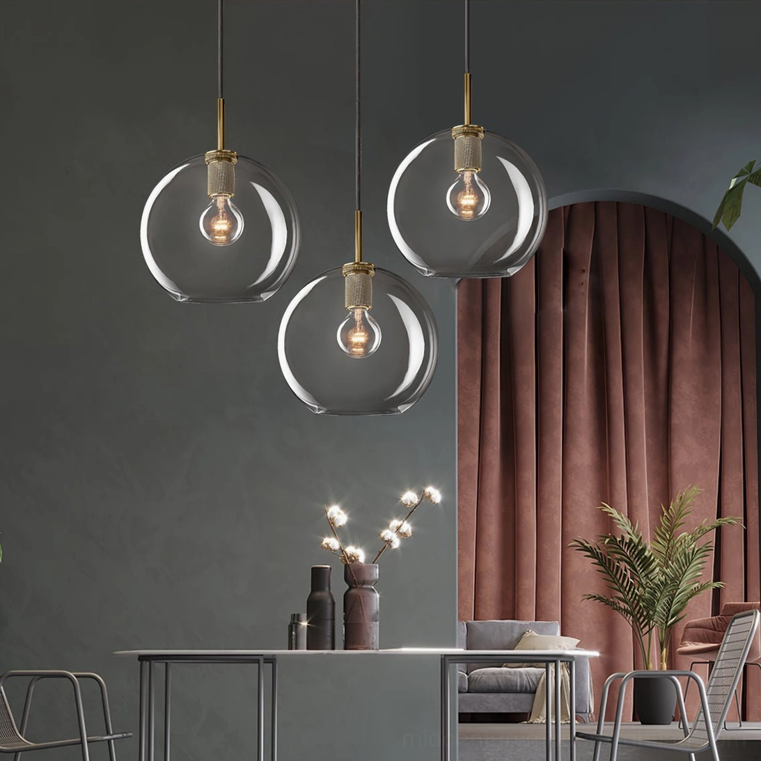 Three-piece mid-century modern pendant lamp set with clear glass shades