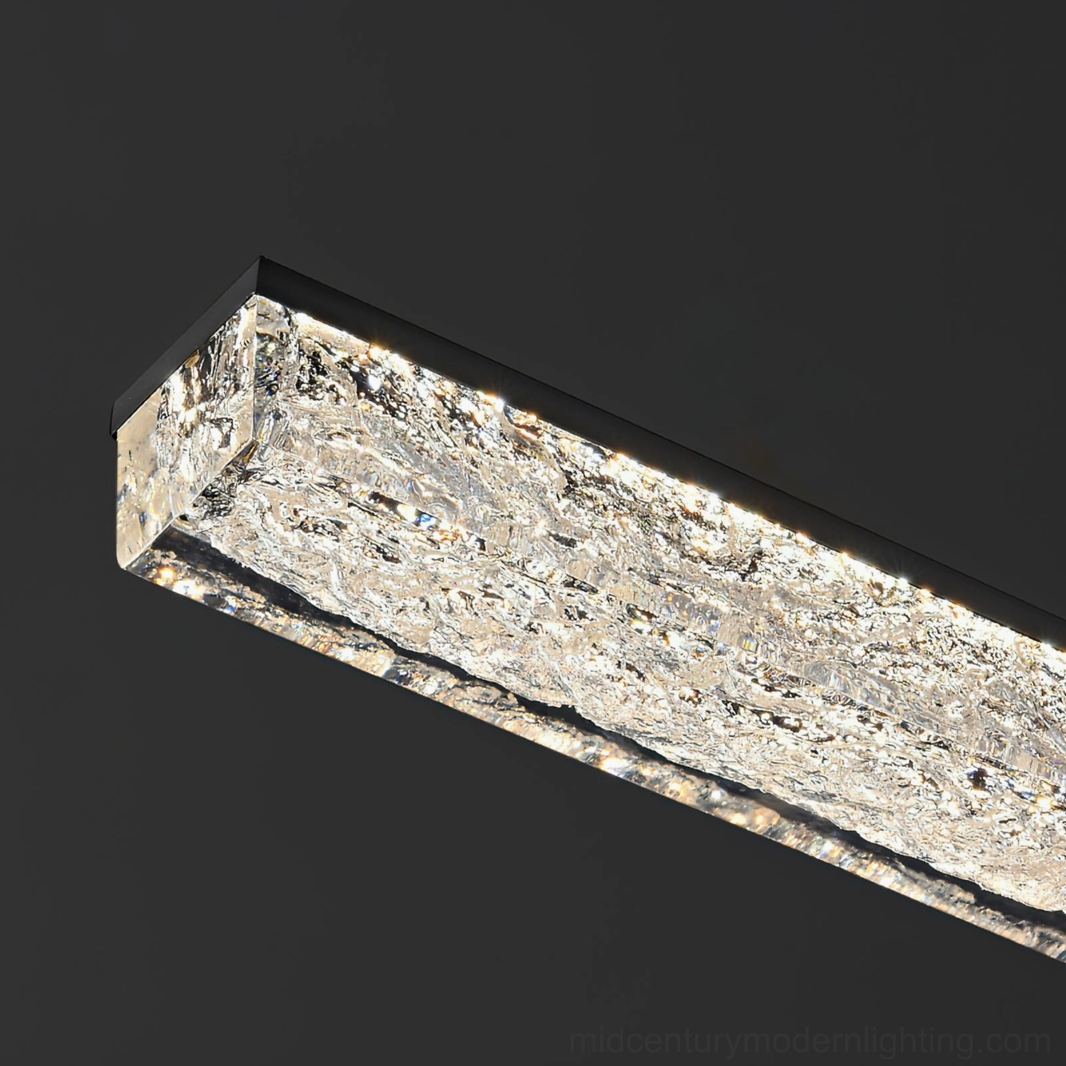 Minimalist modern linear LED pendant with integrated three-color temperature technology