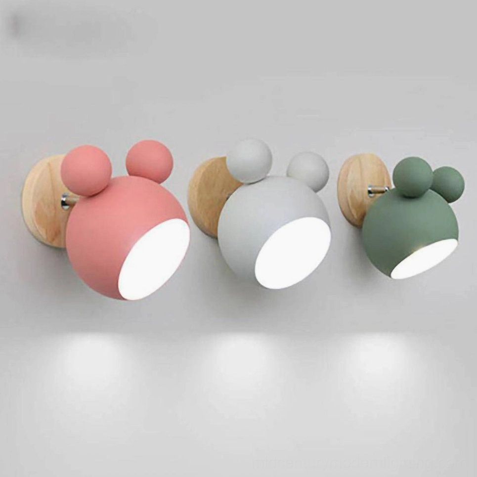 Mouse sconce installation guide showing wall mounting and rotation adjustment demo