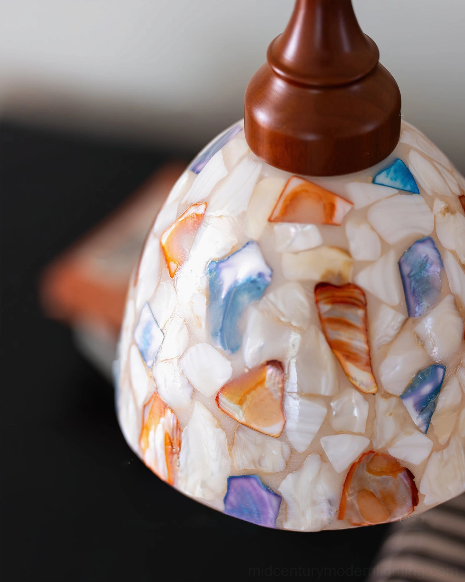 Nonna stained glass mosaic pendant light hanging fixture, hand-crafted vintage glass pattern with warm light diffusion