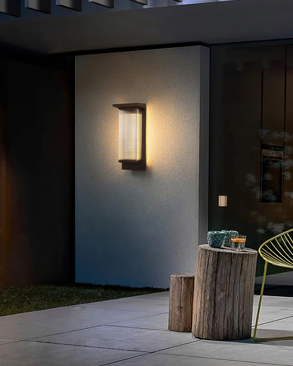 Oleron Box outdoor wall light, minimalist black fixture, compact design, 1970s French architecture inspired, contemporary outdoor lighting