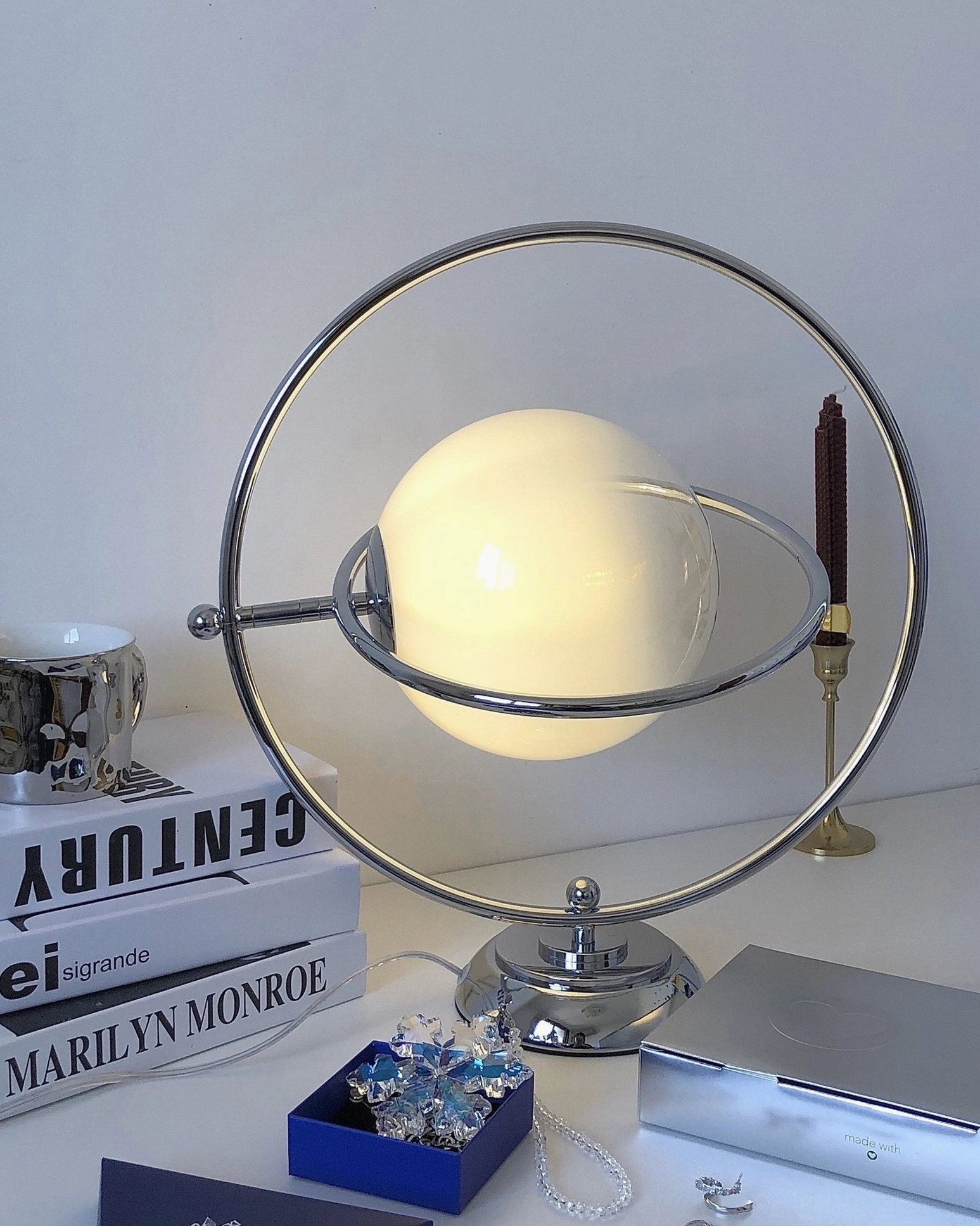 Planet lamp 40cm diameter 45cm height specifications modern table lighting