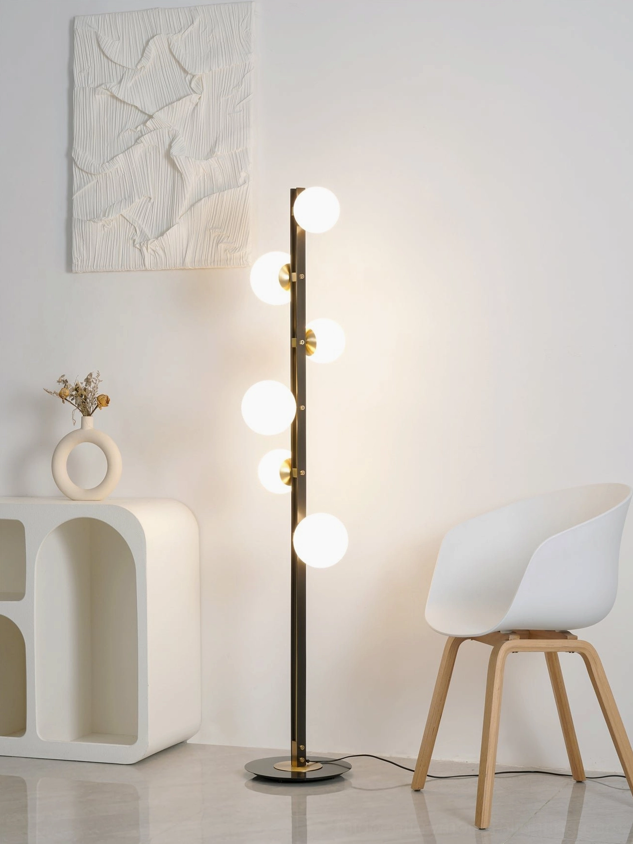 Planeta floor lamp contemporary minimalist design statement for sophisticated interiors