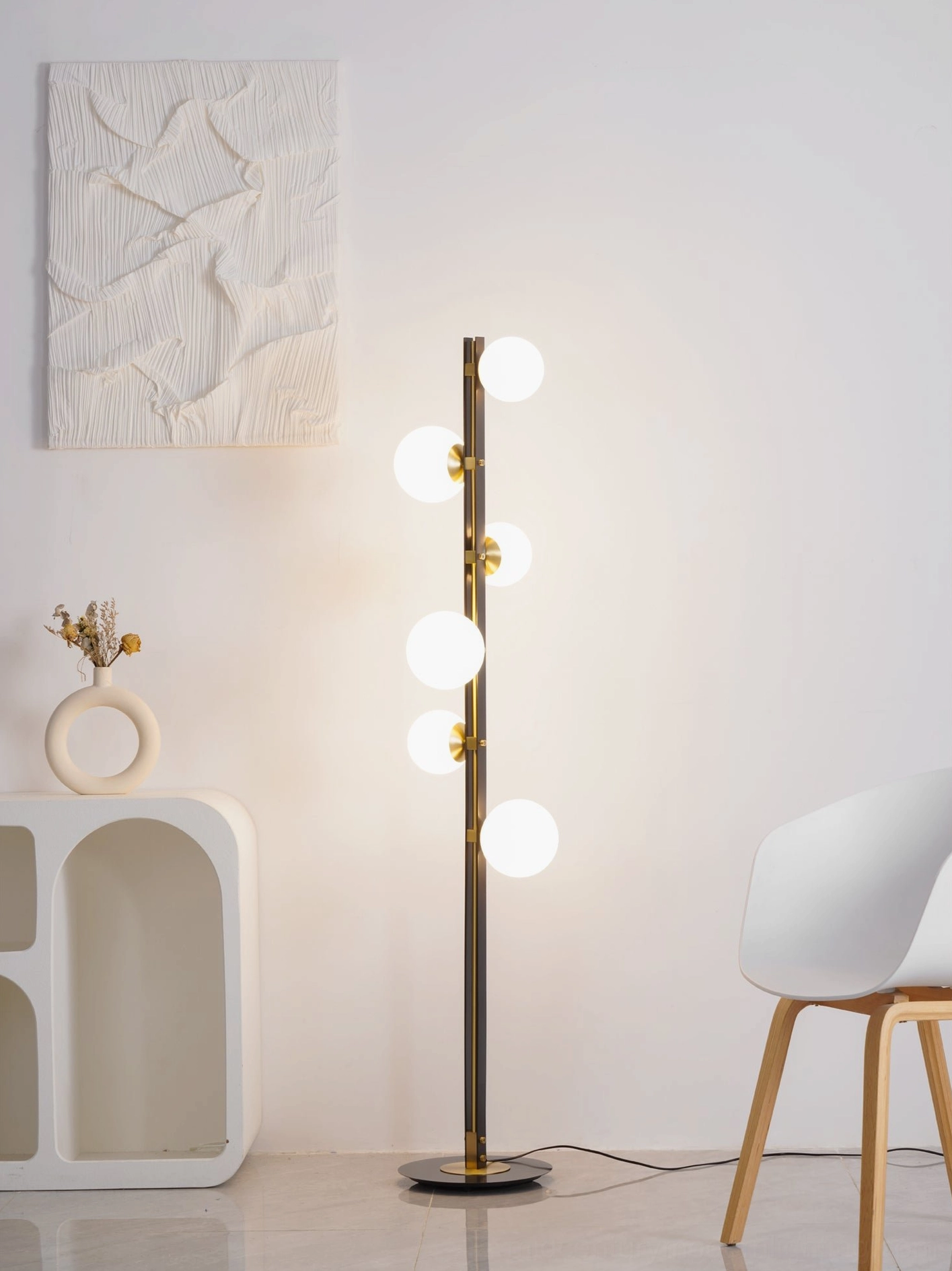 Planeta floor lamp gold and black color option luxury finish combination