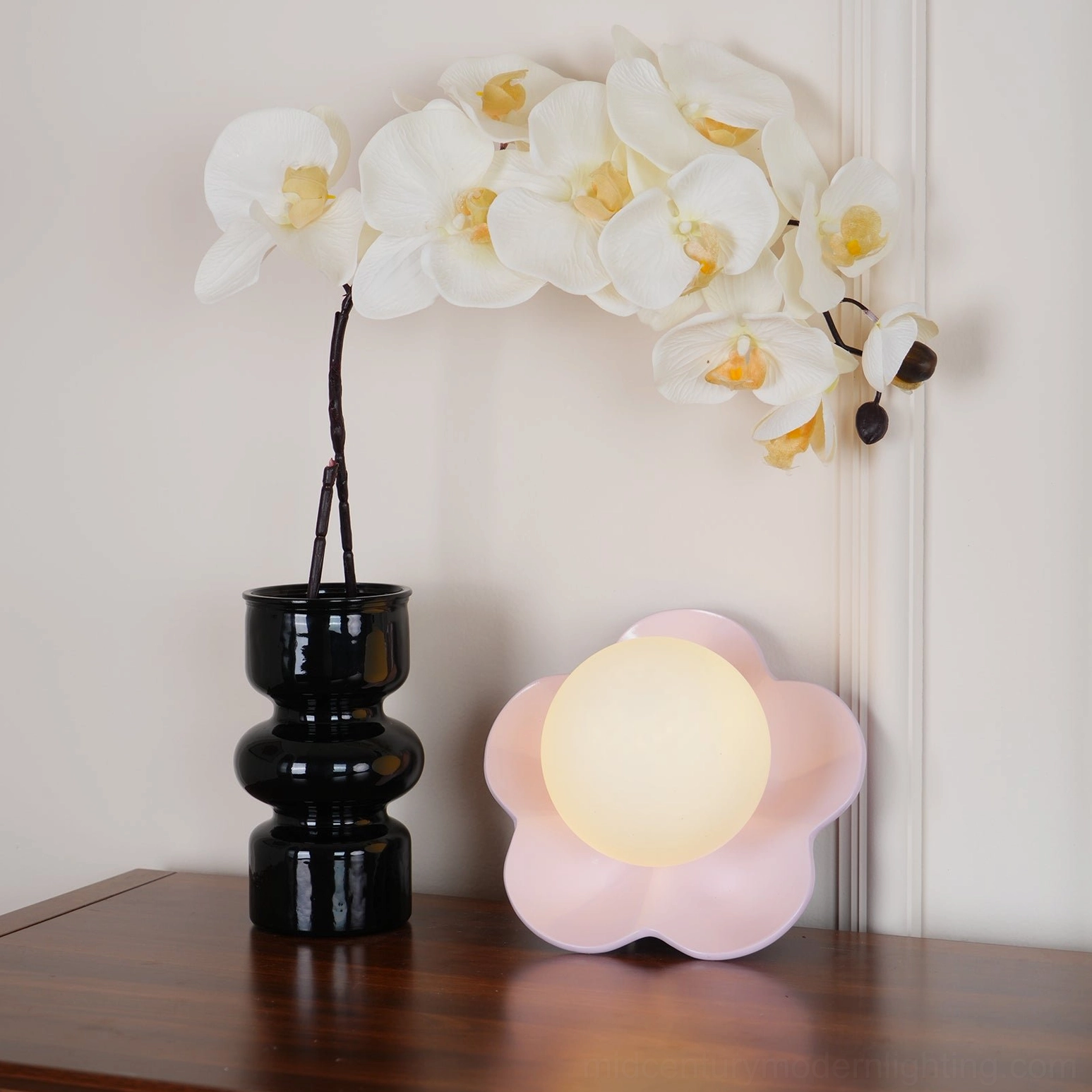 Resin and glass flower wall lamp contemporary home decor lighting solution