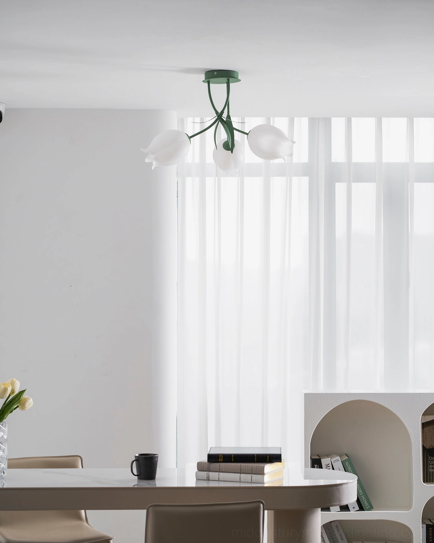 Ricko 3-head light green branches white bells