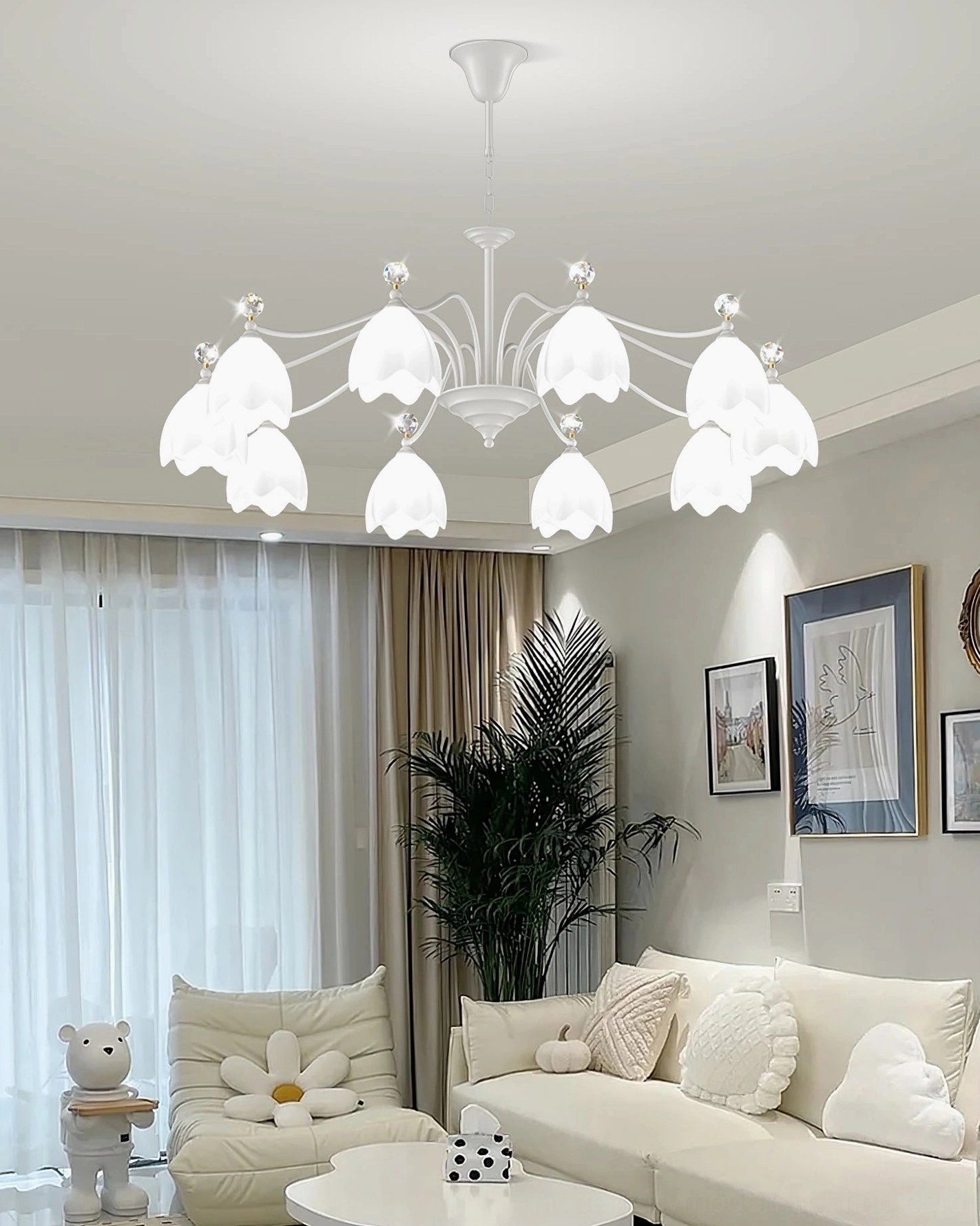 5-head Ricko White Flower Chandelier intimate scale compact pendant design