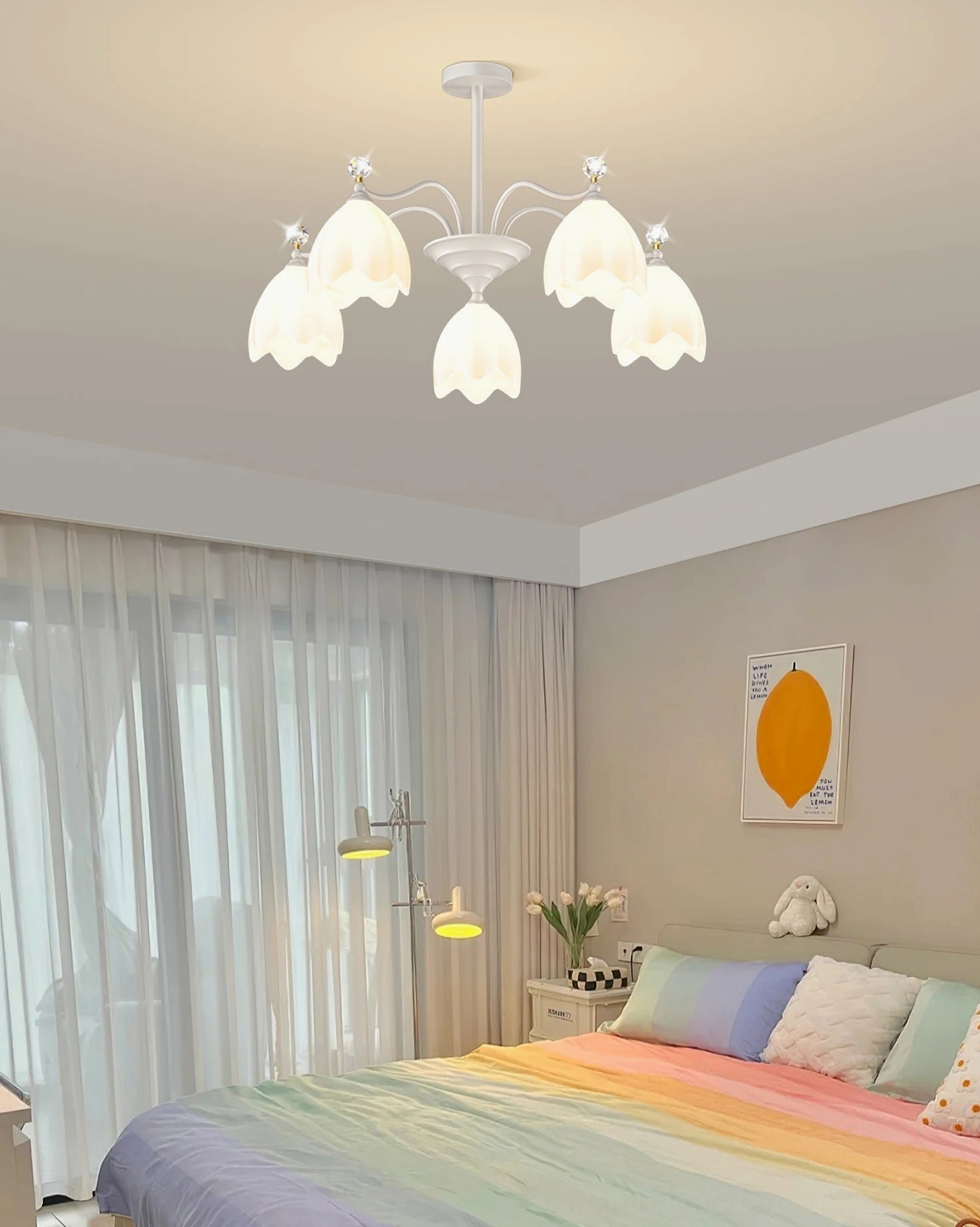 Ricko White Flower Chandelier aesthetic detail showing frosted PE and crystal-accented shades