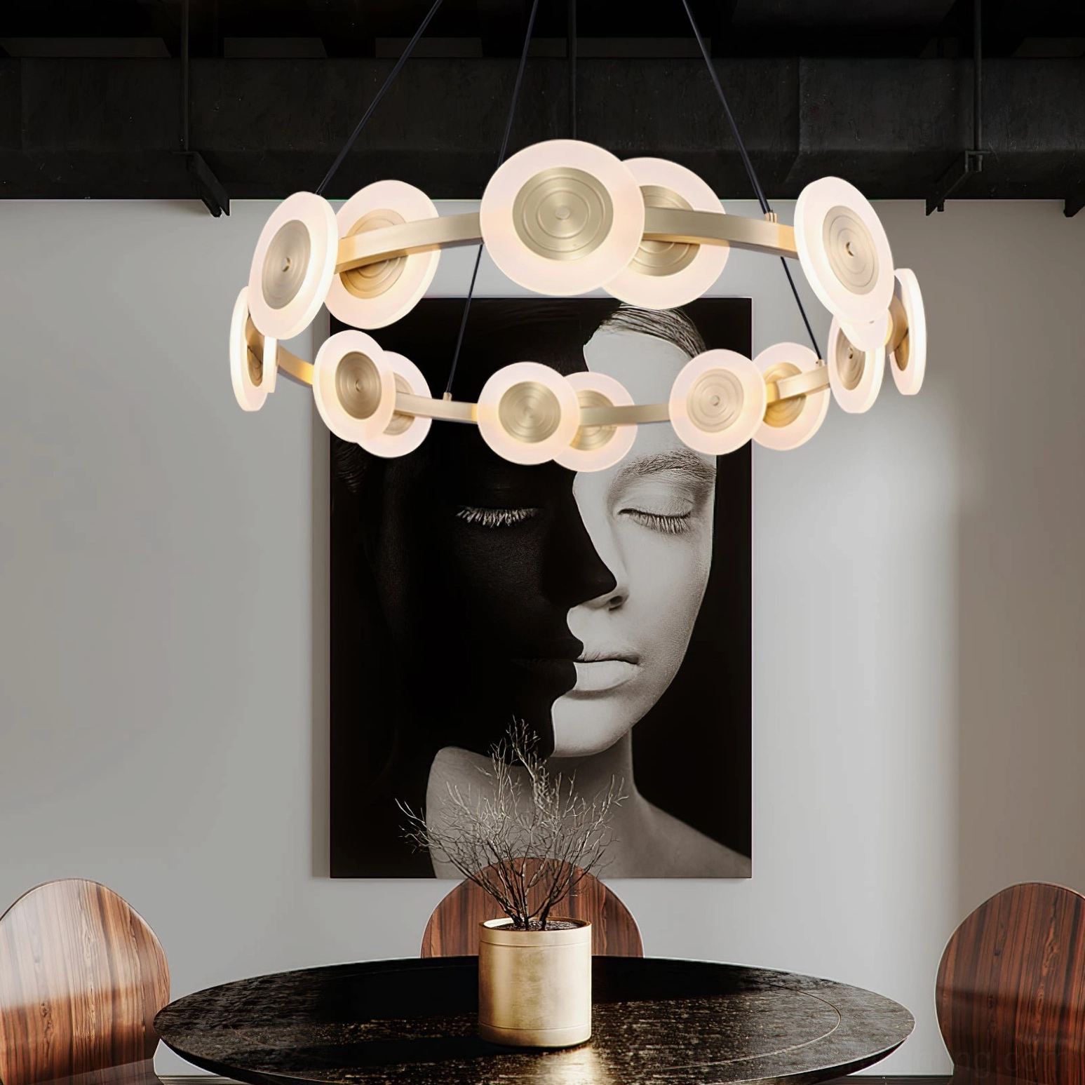 Samiya pendant light in modern dining room with wall artwork, warm luxury ambient dining decor