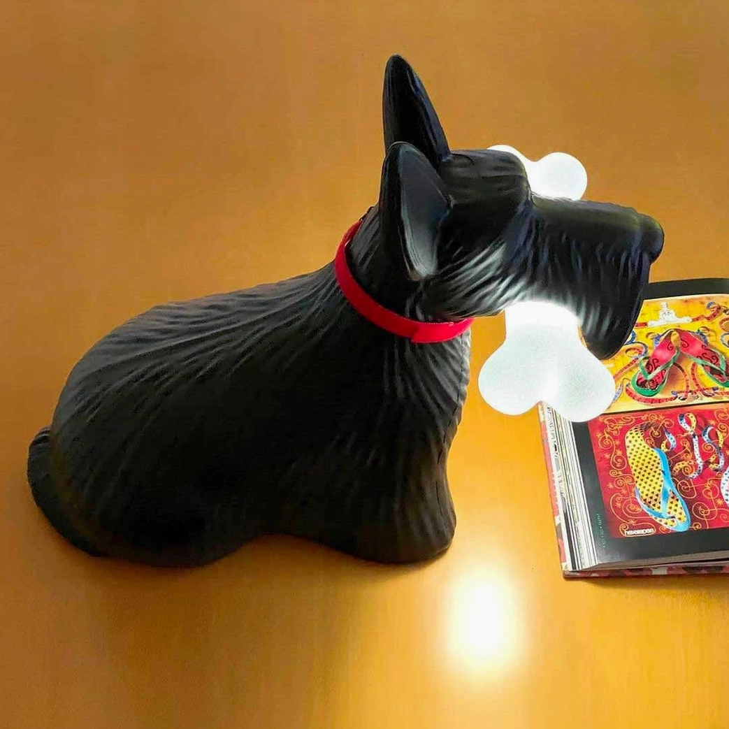 Scottie terrier resin table lamp sculptural profile view contemporary design