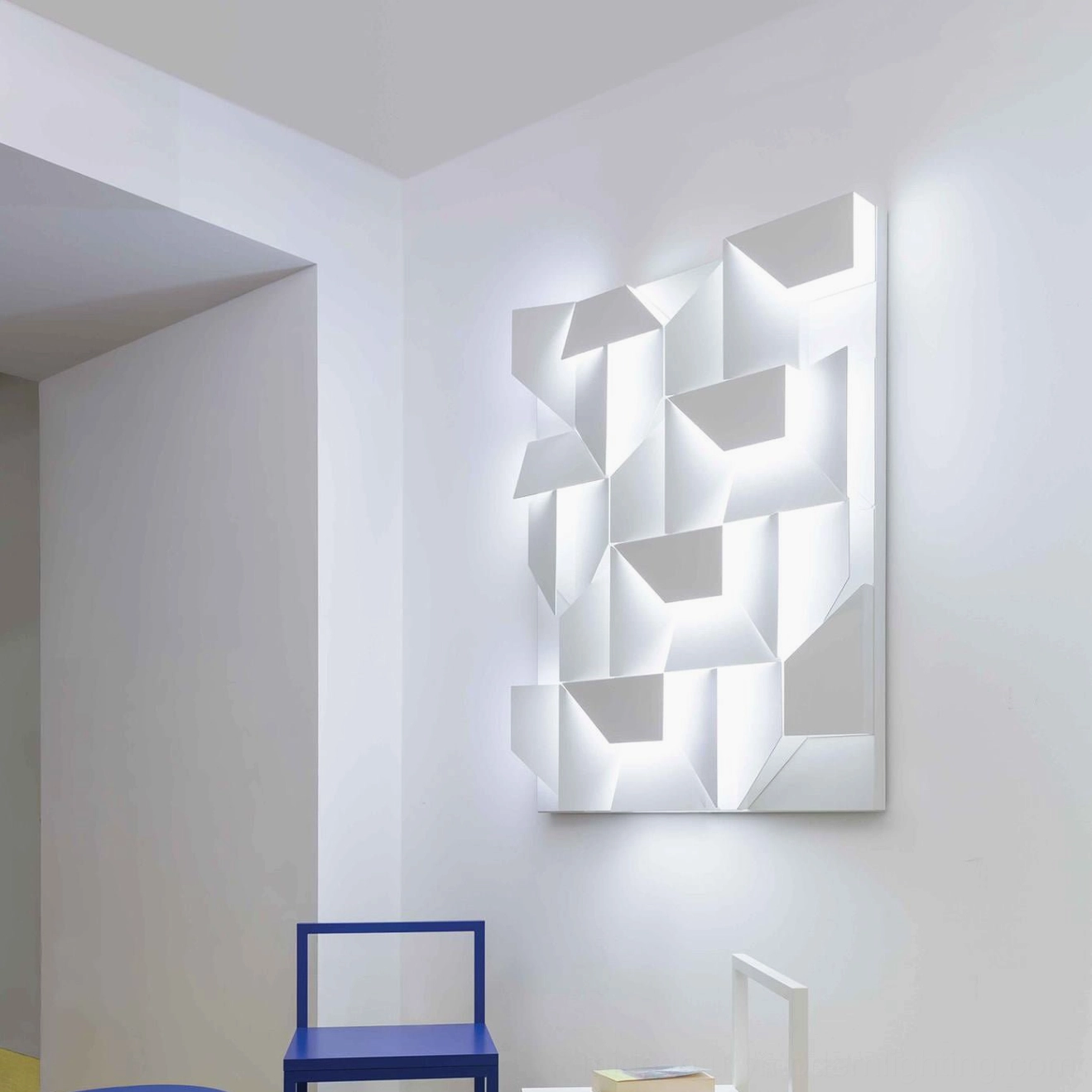 Shadows wall lamp geometric design with warm integrated LED, contemporary home lighting