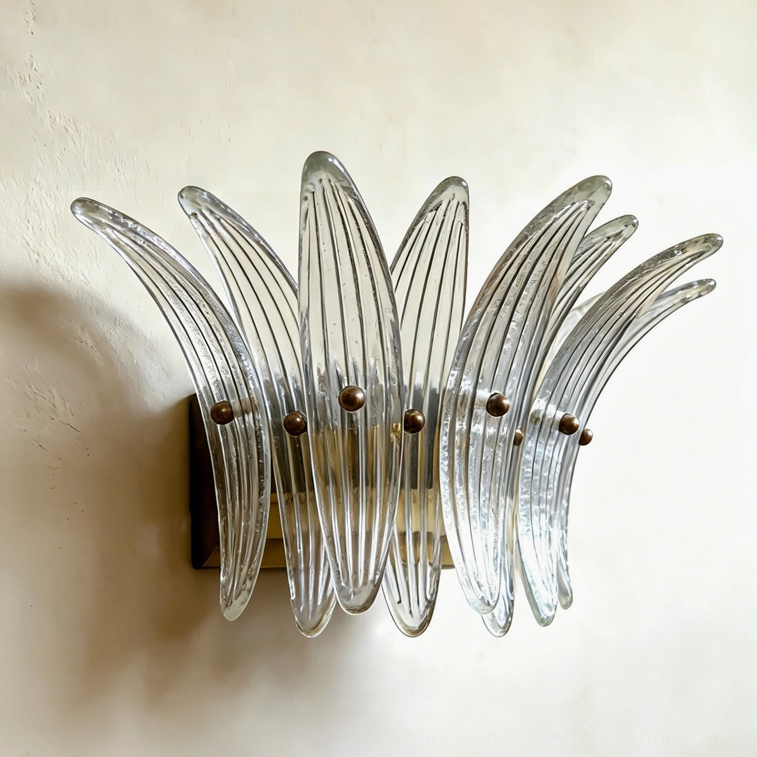 Smeralda wall sconce architectural modern lighting fixture product showcase
