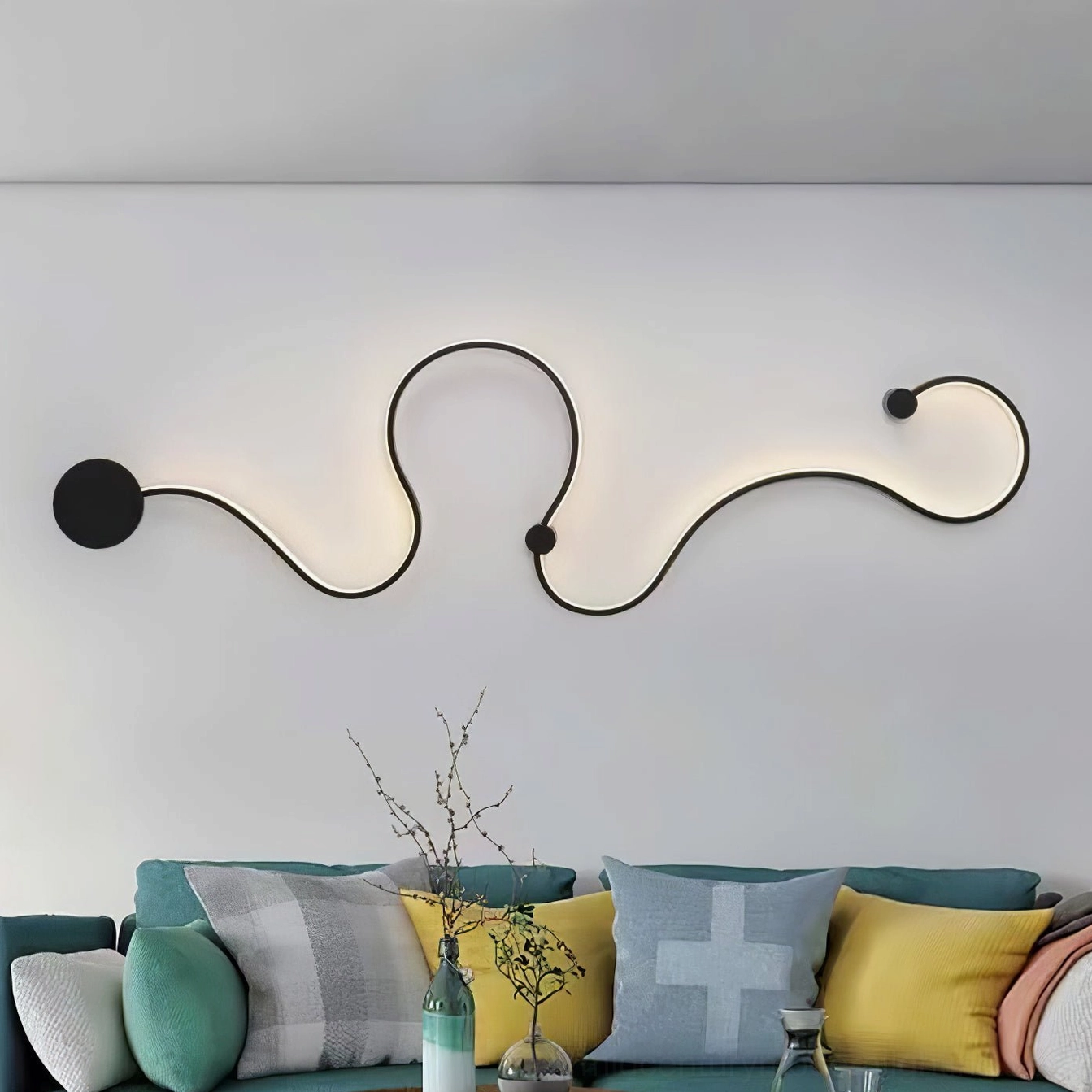 Snake wall sconce IP20 rating showing protection against dust and indoor environments
