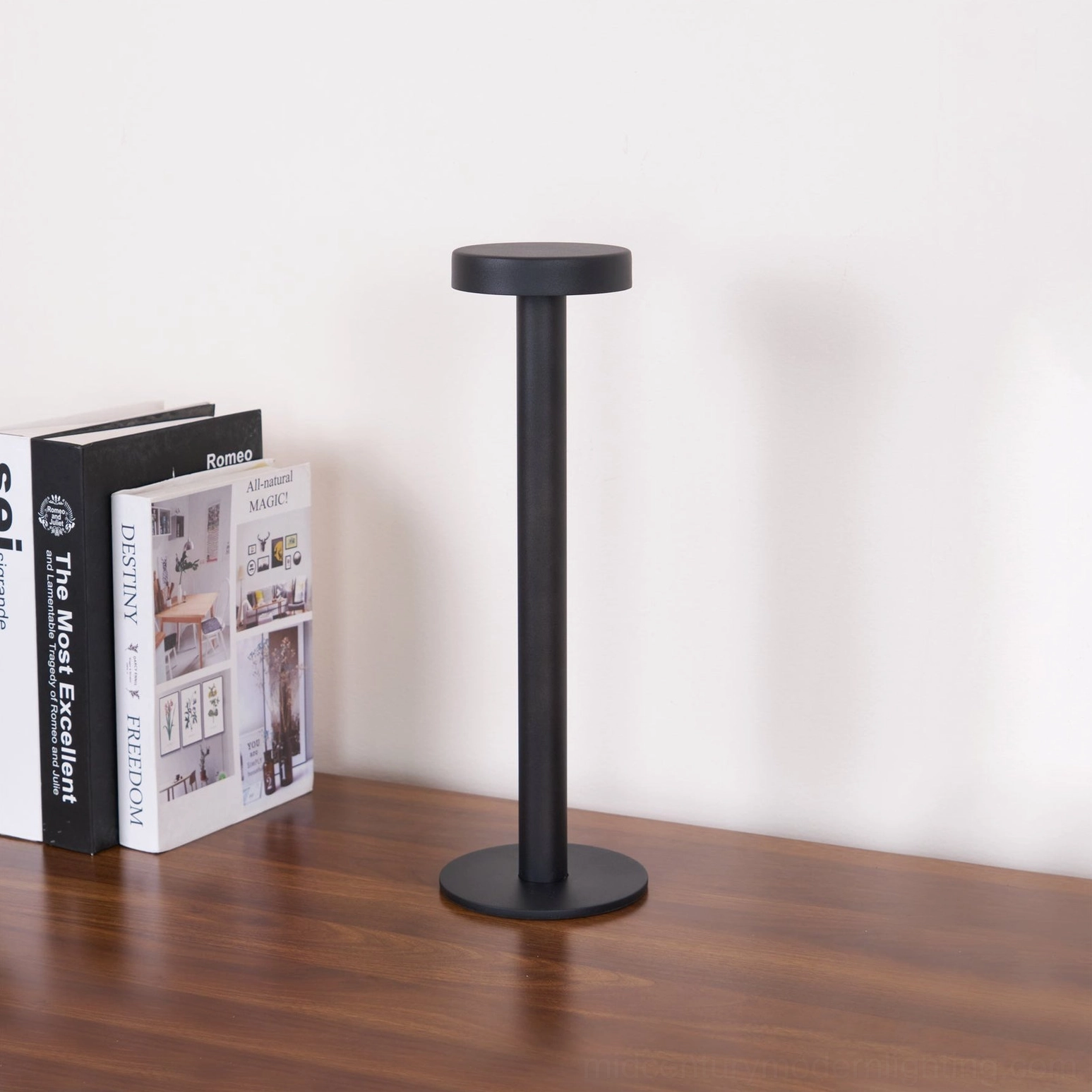 Tetatet portable lamp flexible placement magnetic attachment on various surfaces