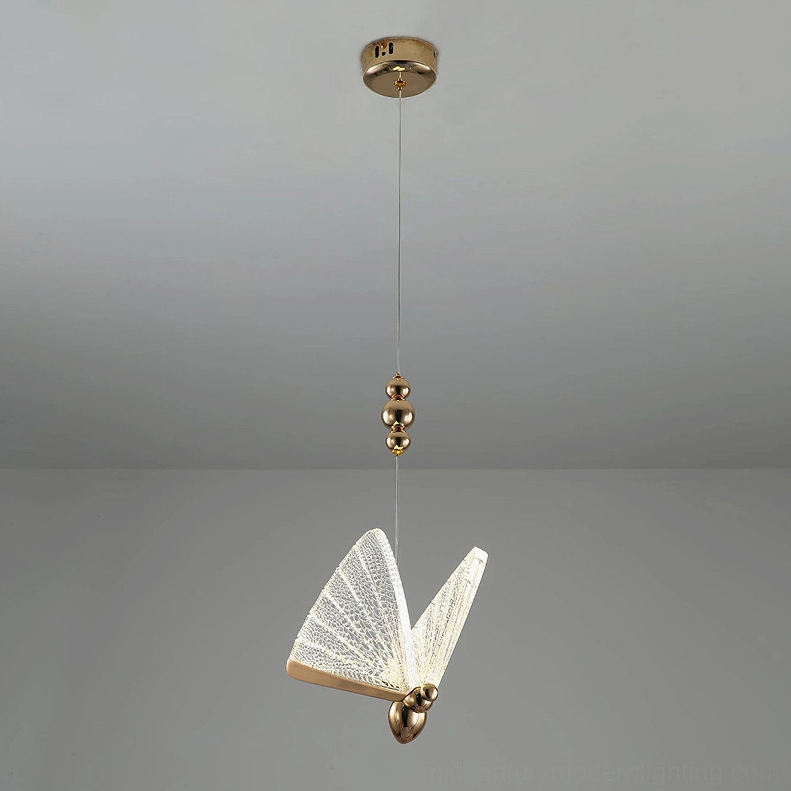 Butterfly pendant light three-head round canopy setup