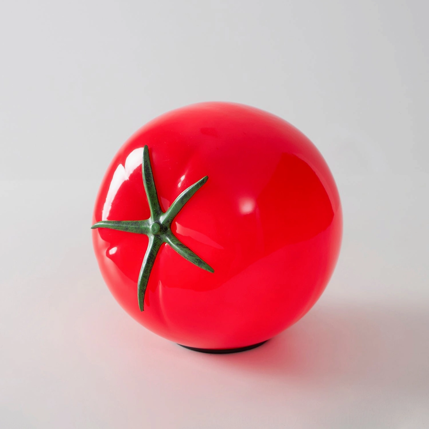 Tomato shaped glass lamp LED light source energy-efficient eco-friendly