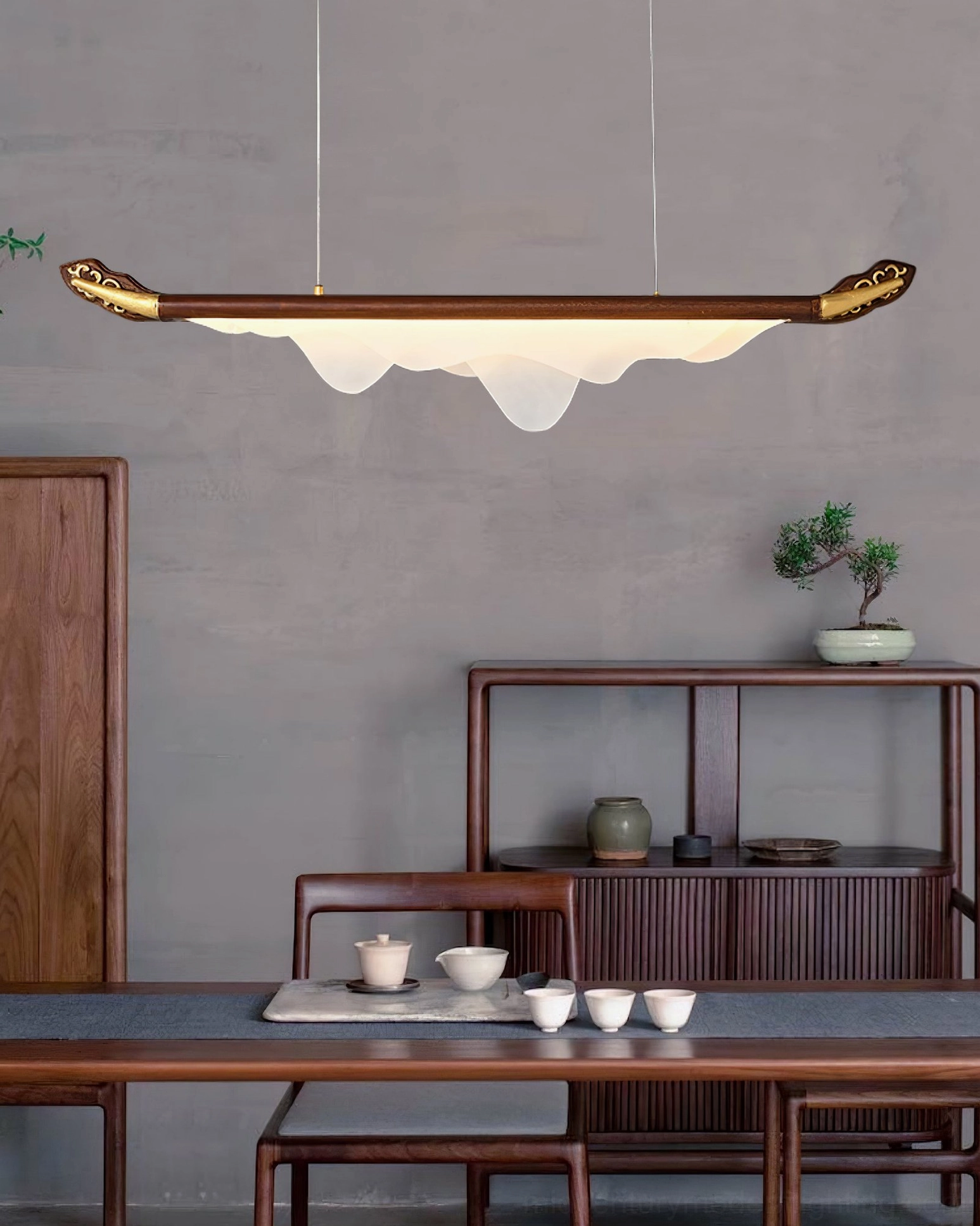 Troag linear ceiling fixture installation example, contemporary home lighting solution