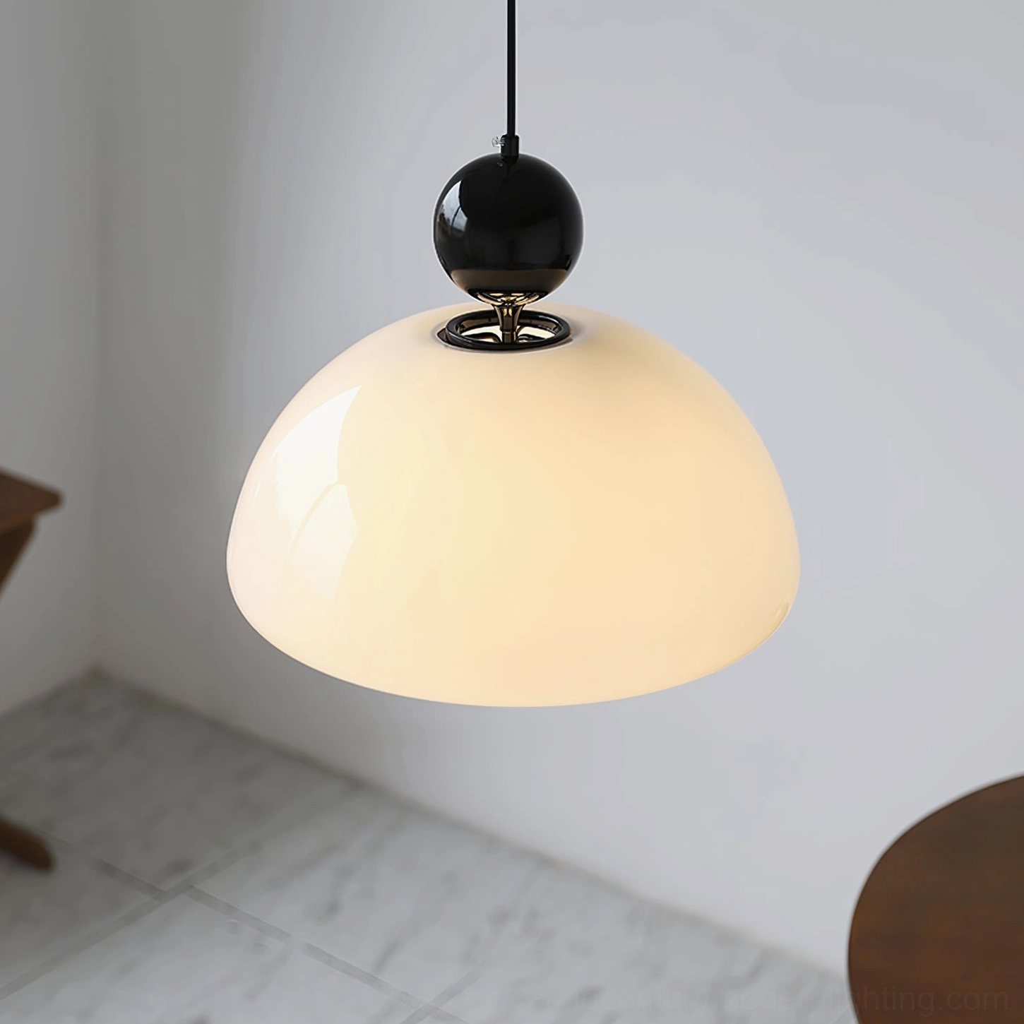 Verona hand-blown glass pendant lamp artistic close-up of dome and decorative elements